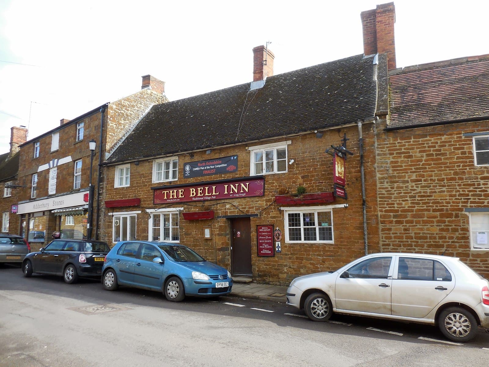 The Bell Inn (via Wikimedia Commons, CC BY-SA 2.0)