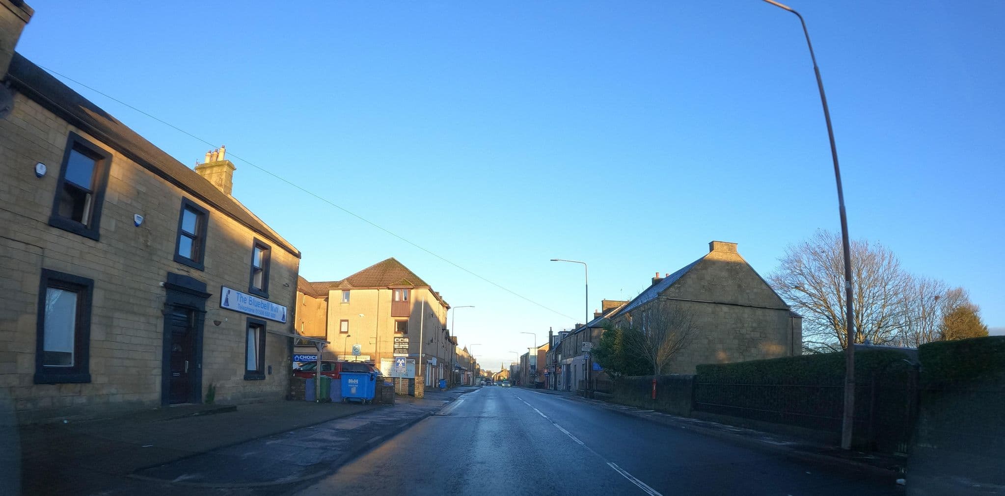 Street view near The Bluebell Inn West Calder, West Calder — © hobgoblin (CC BY-SA · Mapillary)