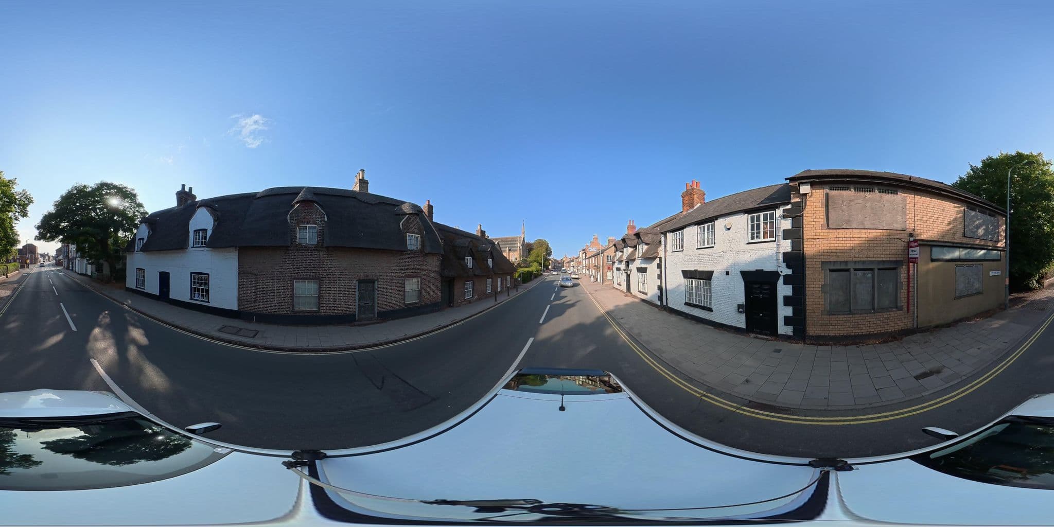 Street view near Former white horse hotel, Alford — © osmplus_org (CC BY-SA · Mapillary)