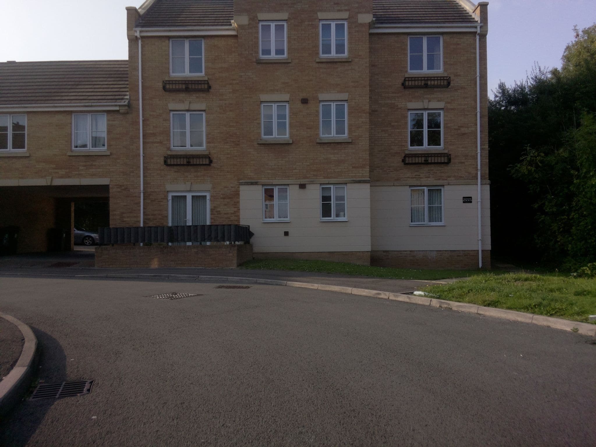 Street view near Your Stay Bristol Orchard Gate Serviced Apartments Block 1 - 7, Almondsbury — © southglos (CC BY-SA · Mapillary)