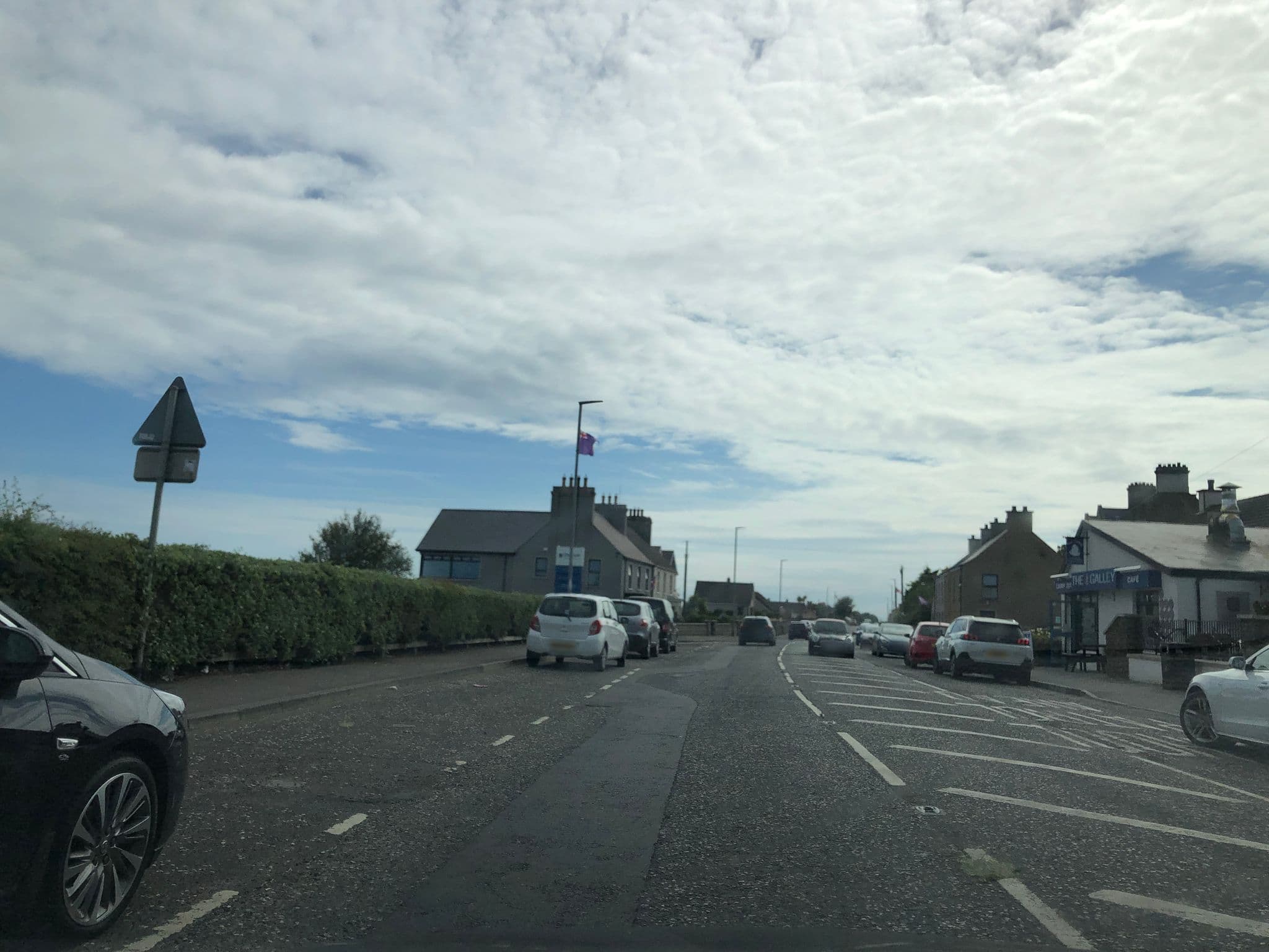 Street view near Annalong Holiday Park, Annalong — © laye (CC BY-SA · Mapillary)