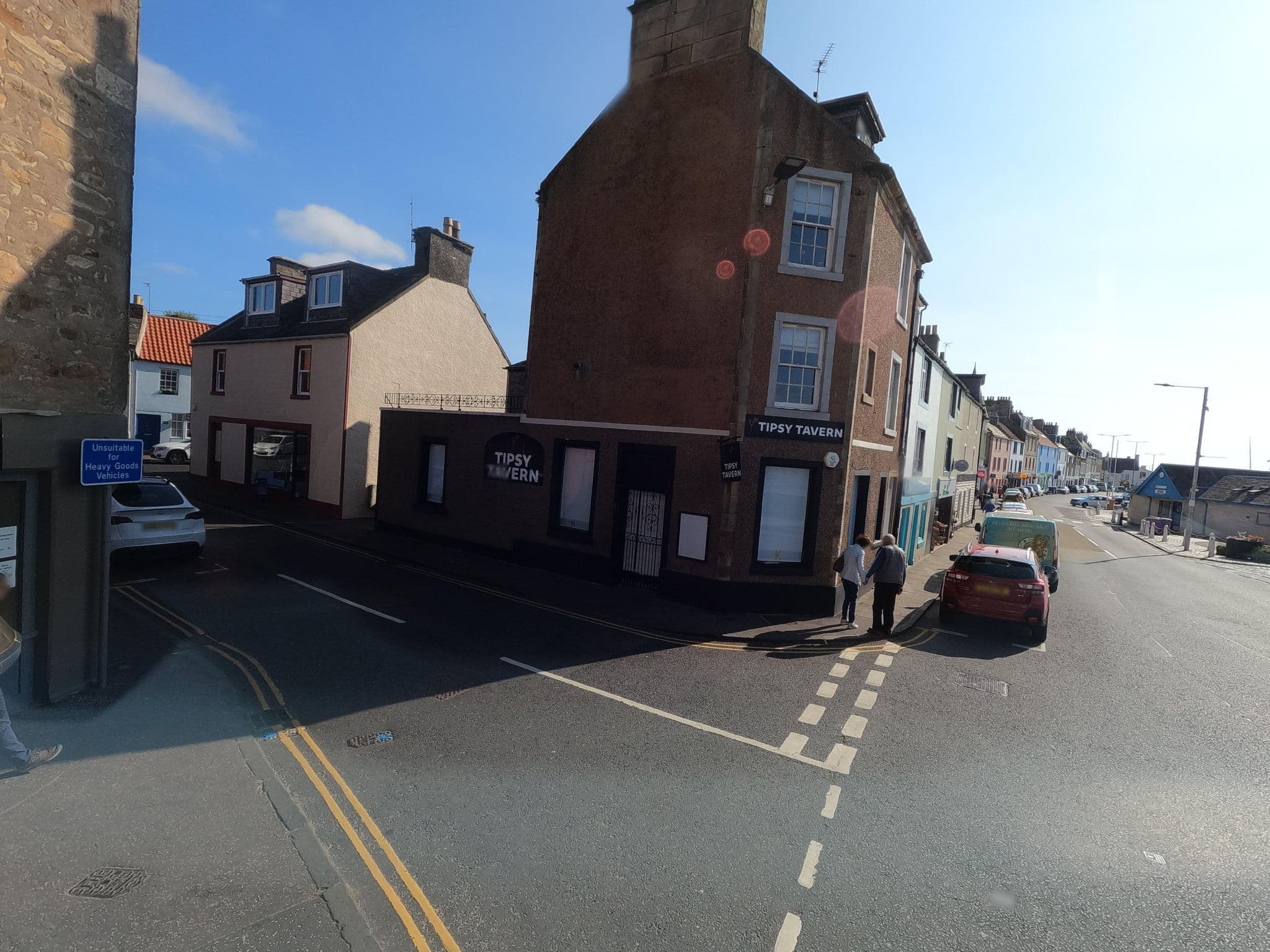 Street view near Murray's Neuk, Anstruther — © hobgoblin (CC BY-SA · Mapillary)
