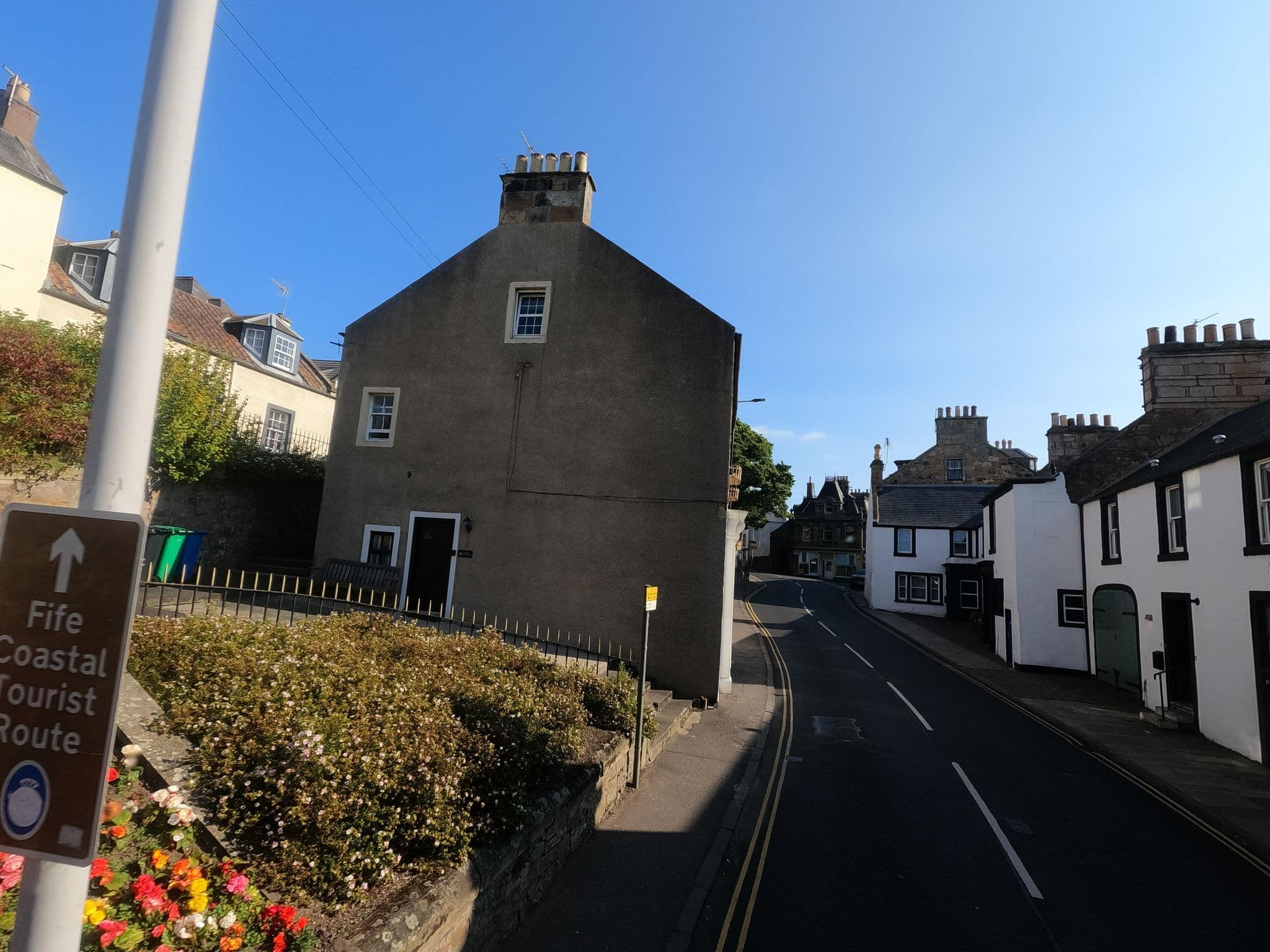 Street view near Ainster House - Entire Place, Anstruther — © hobgoblin (CC BY-SA · Mapillary)