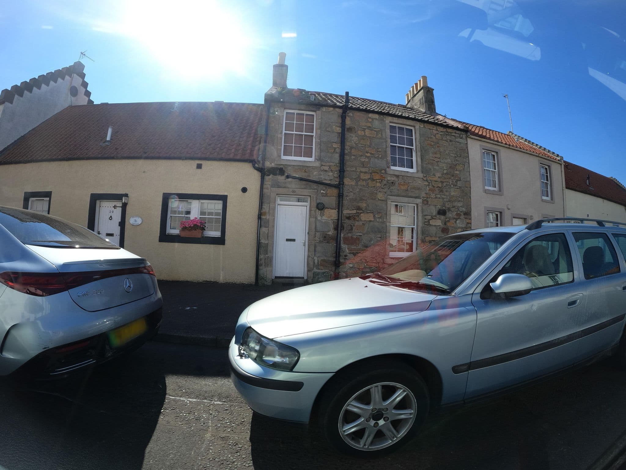 Street view near The White House, Pittenweem — © hobgoblin (CC BY-SA · Mapillary)