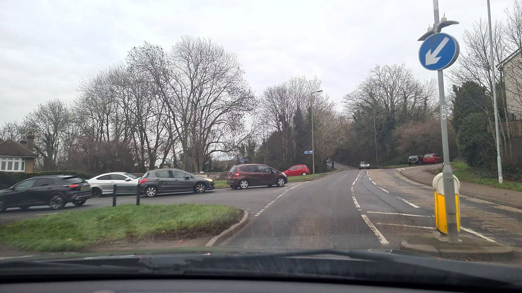Street view near The Midland Hotel, Hemel Hempstead — © mappo2 (CC BY-SA · Mapillary)