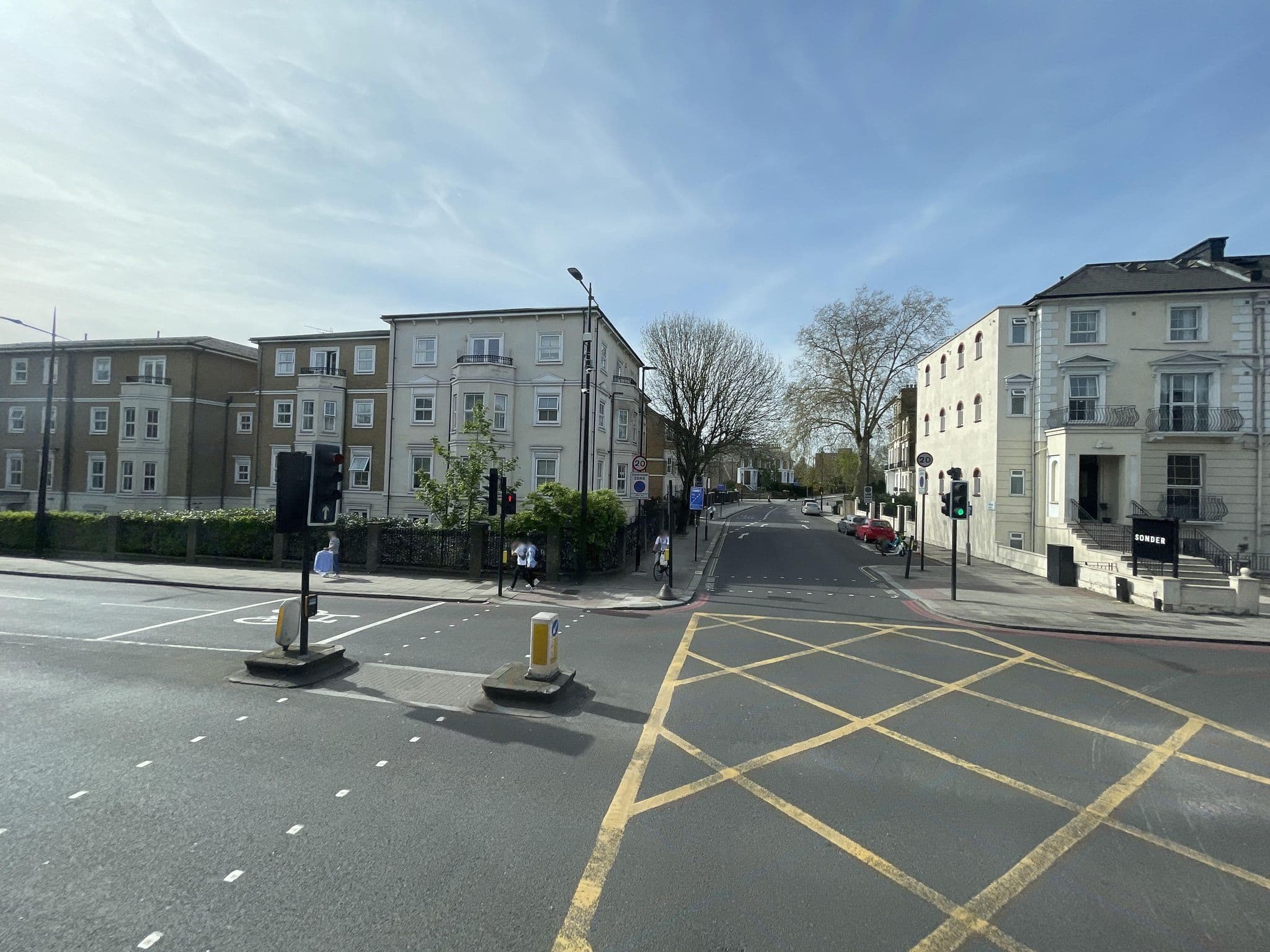 Street view near Camden Road Hotel, Holloway — © gness (CC BY-SA · Mapillary)
