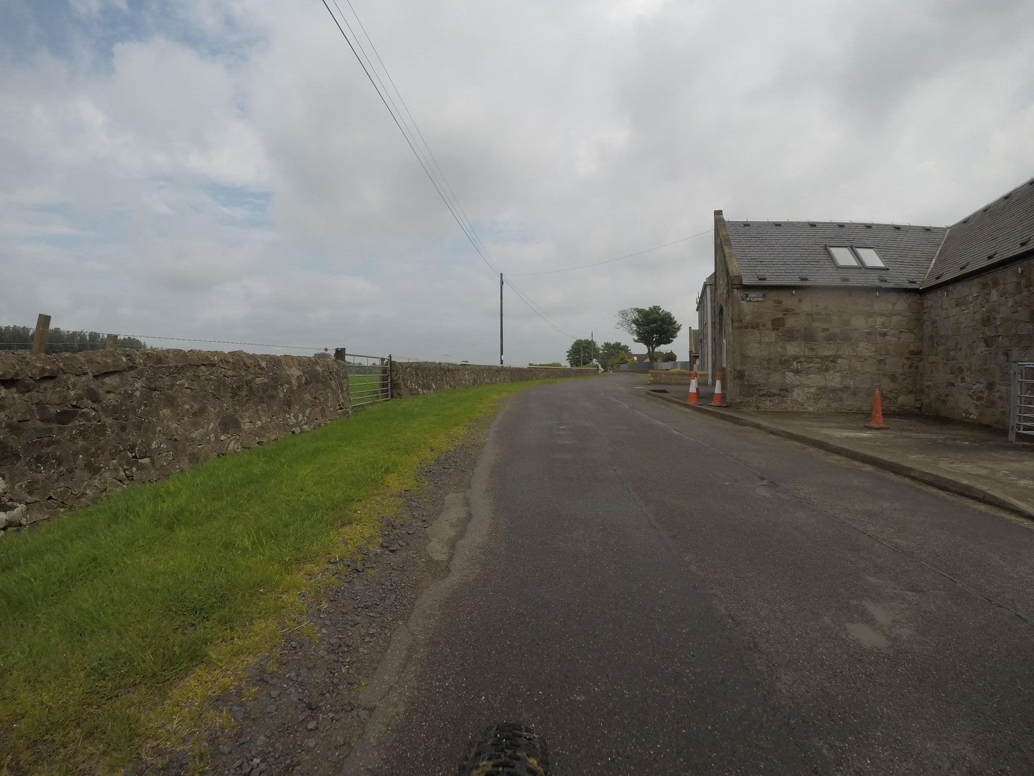 Street view near Ardeer Steading, Stevenston — © mfk (CC BY-SA · Mapillary)