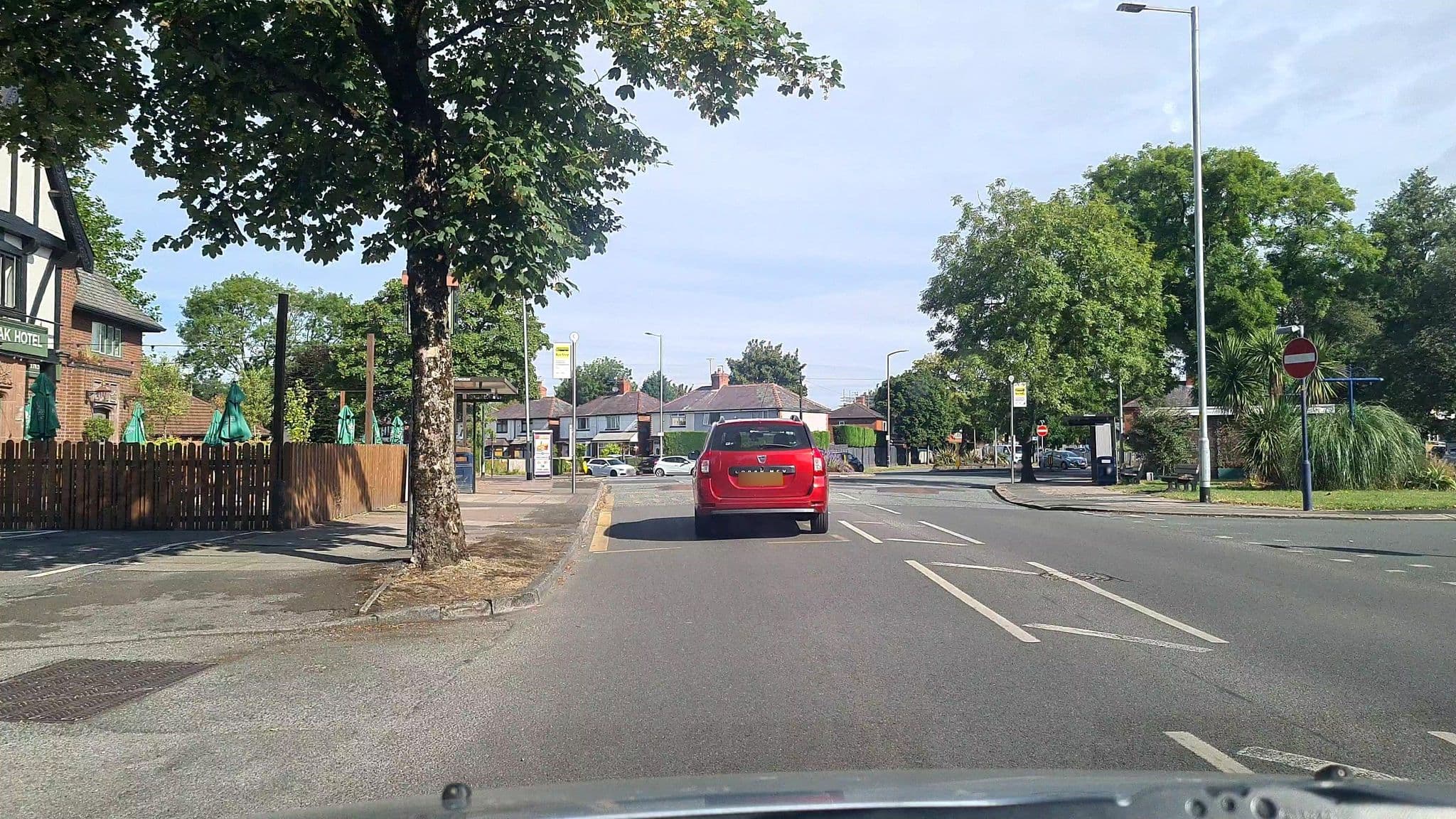 Street view near Broadoak Hotel, Ashton, Ashton-under-Lyne — © mappo2 (CC BY-SA · Mapillary)