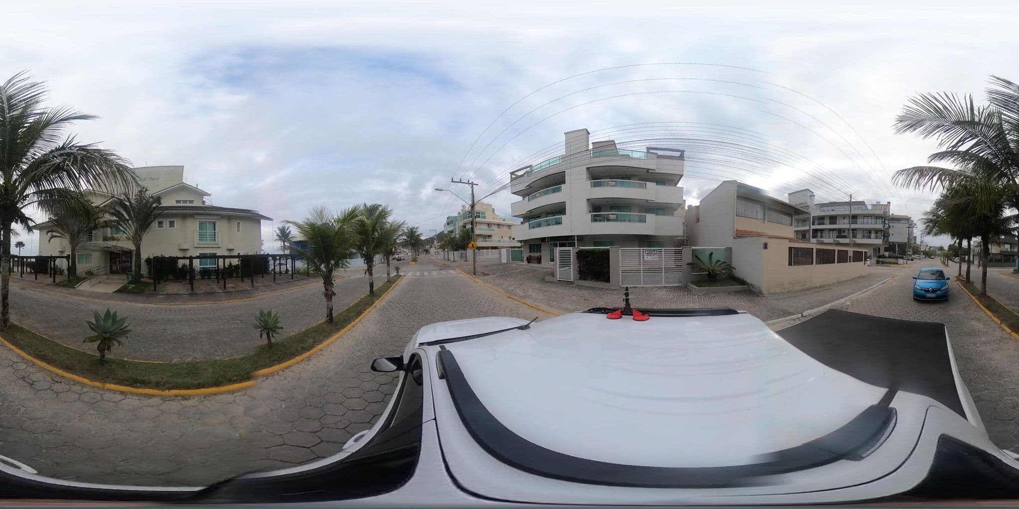 Street view near Marin Chateau, Bombinhas — © jaderbavaresco (CC BY-SA · Mapillary)