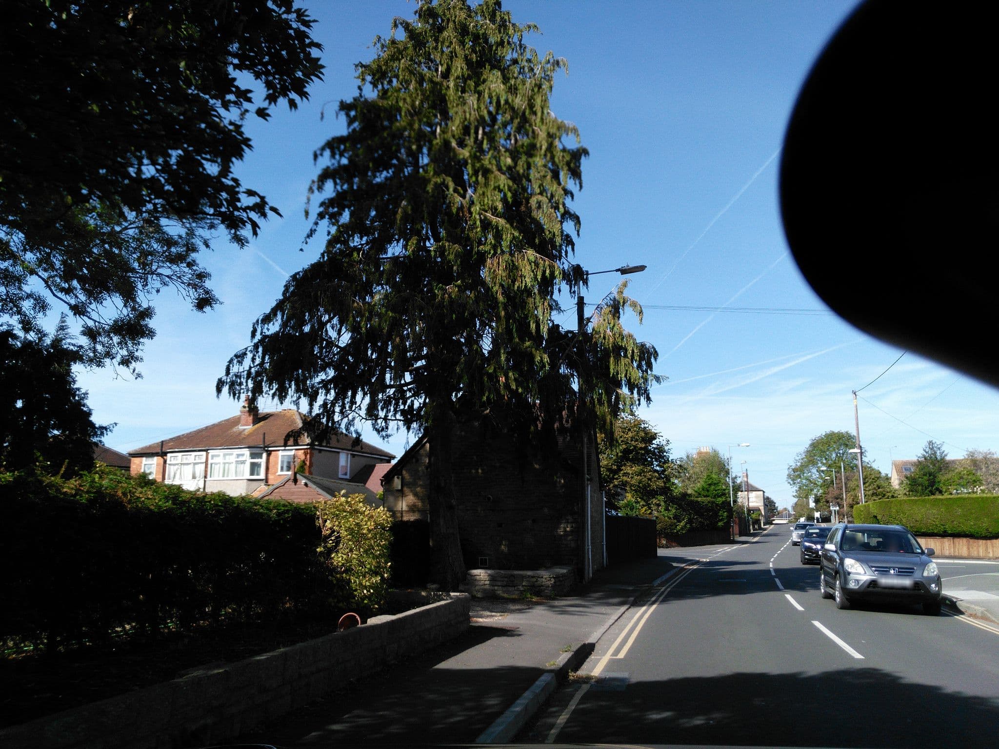 Street view near Well House Manor, Melksham — © chris_debian (CC BY-SA · Mapillary)