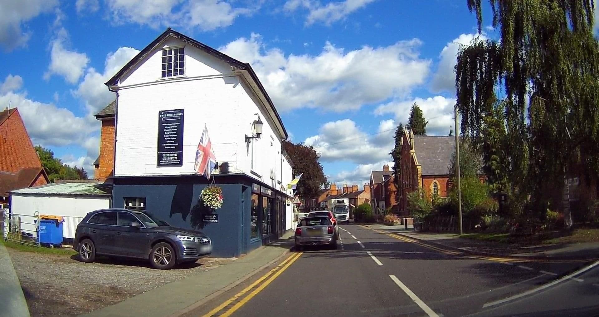 Street view near Bridge Inn, Audlem — © tallguy (CC BY-SA · Mapillary)