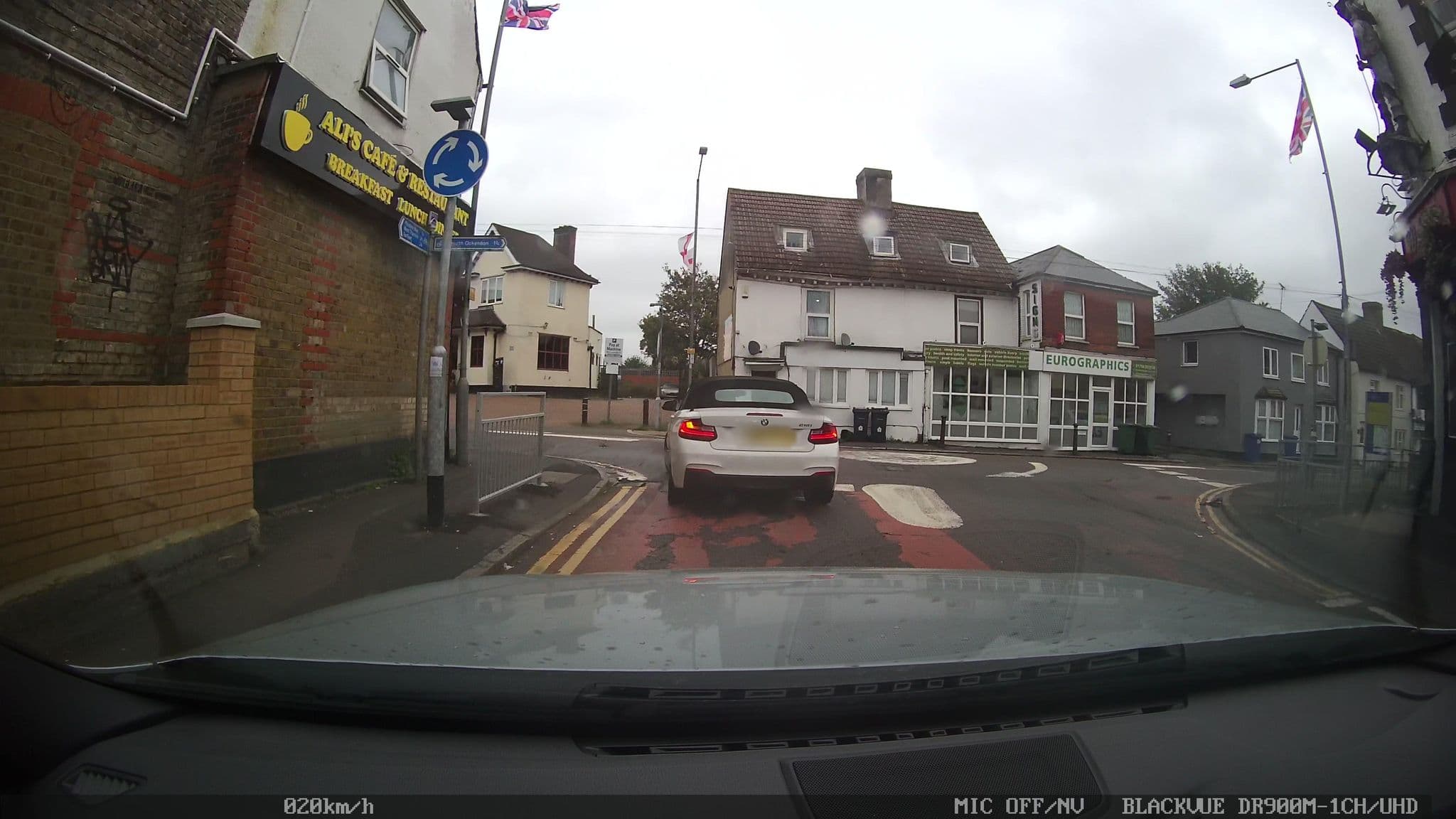 Street view near The Old Clock Hotel, Aveley — © Semir_Mapillary (CC BY-SA · Mapillary)