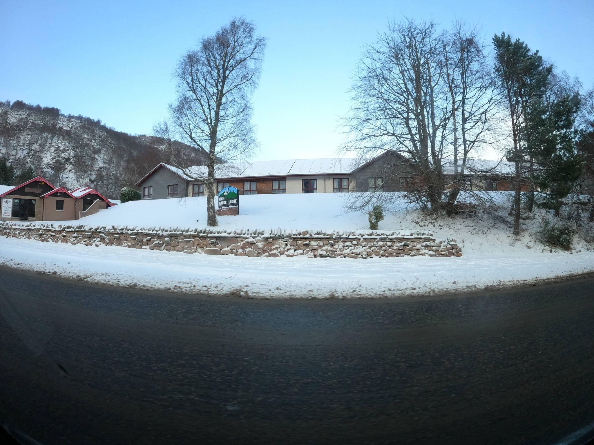 Street view near High Range, Aviemore — © hobgoblin (CC BY-SA · Mapillary)