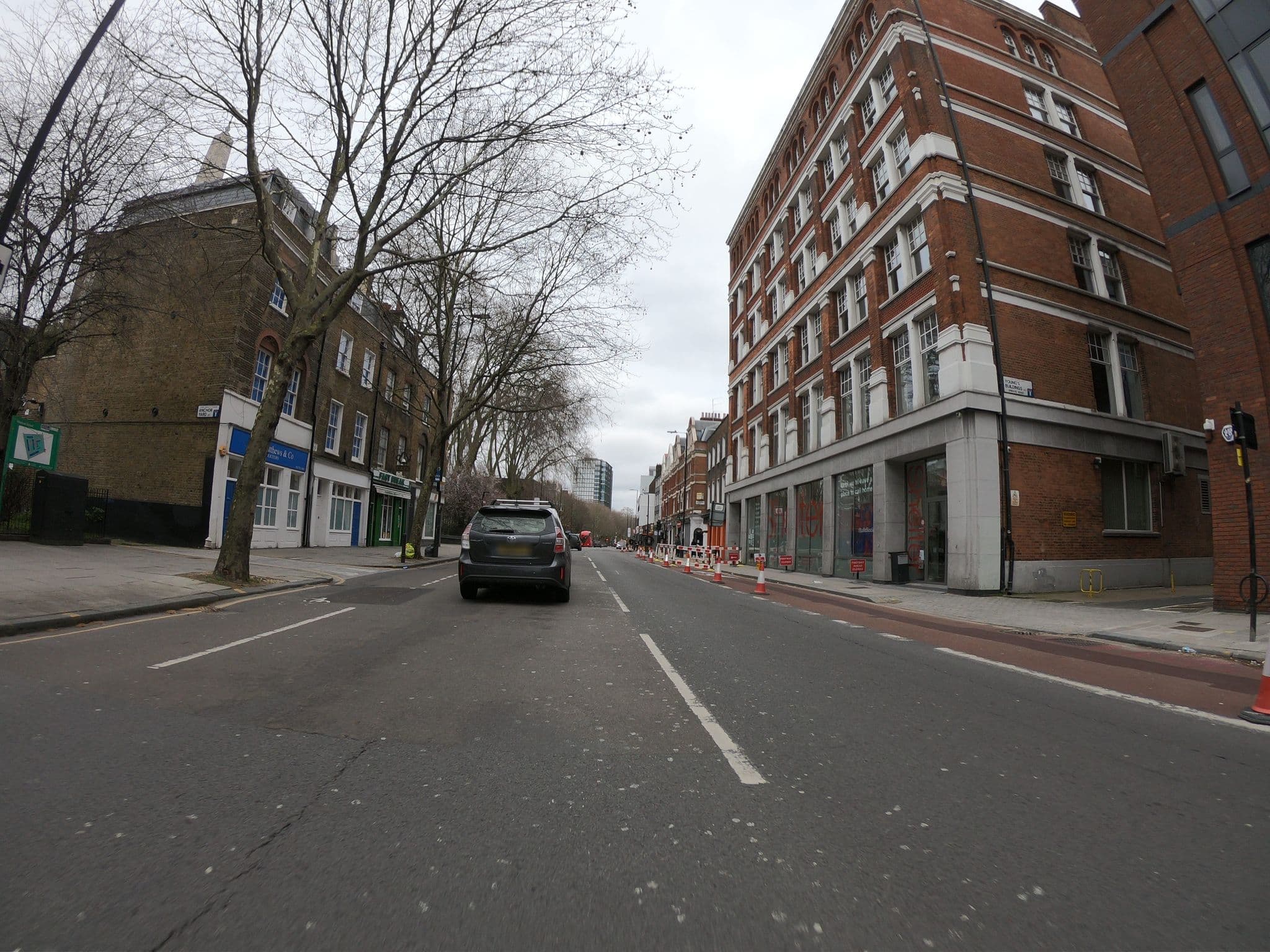 Street view near easyHotel London City Shoreditch, Barbican — © wasd42 (CC BY-SA · Mapillary)