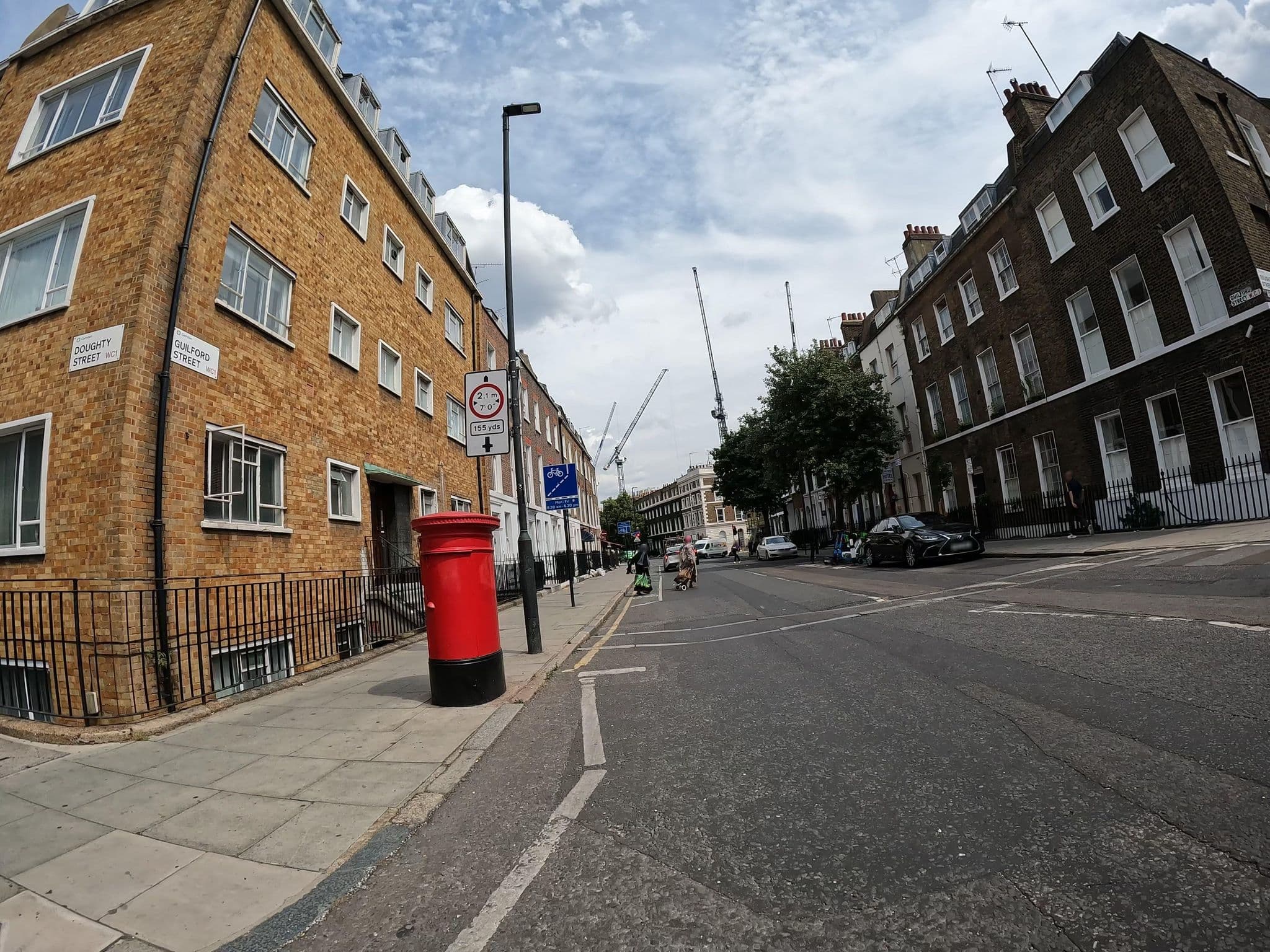 Street view near Grenville Hotel, Clerkenwell — © erias (CC BY-SA · Mapillary)