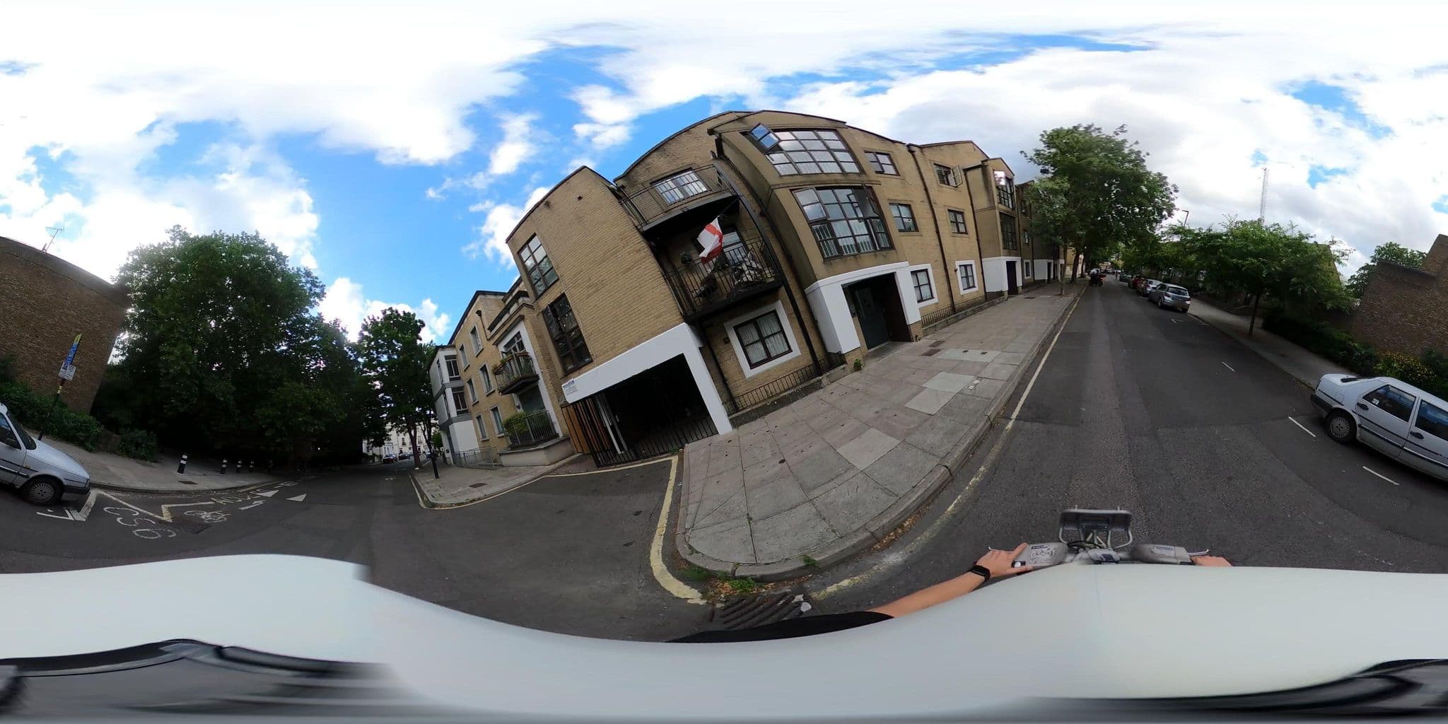 Street view near Cottespar Hotel, King's Cross — © NatchaponJ (CC BY-SA · Mapillary)