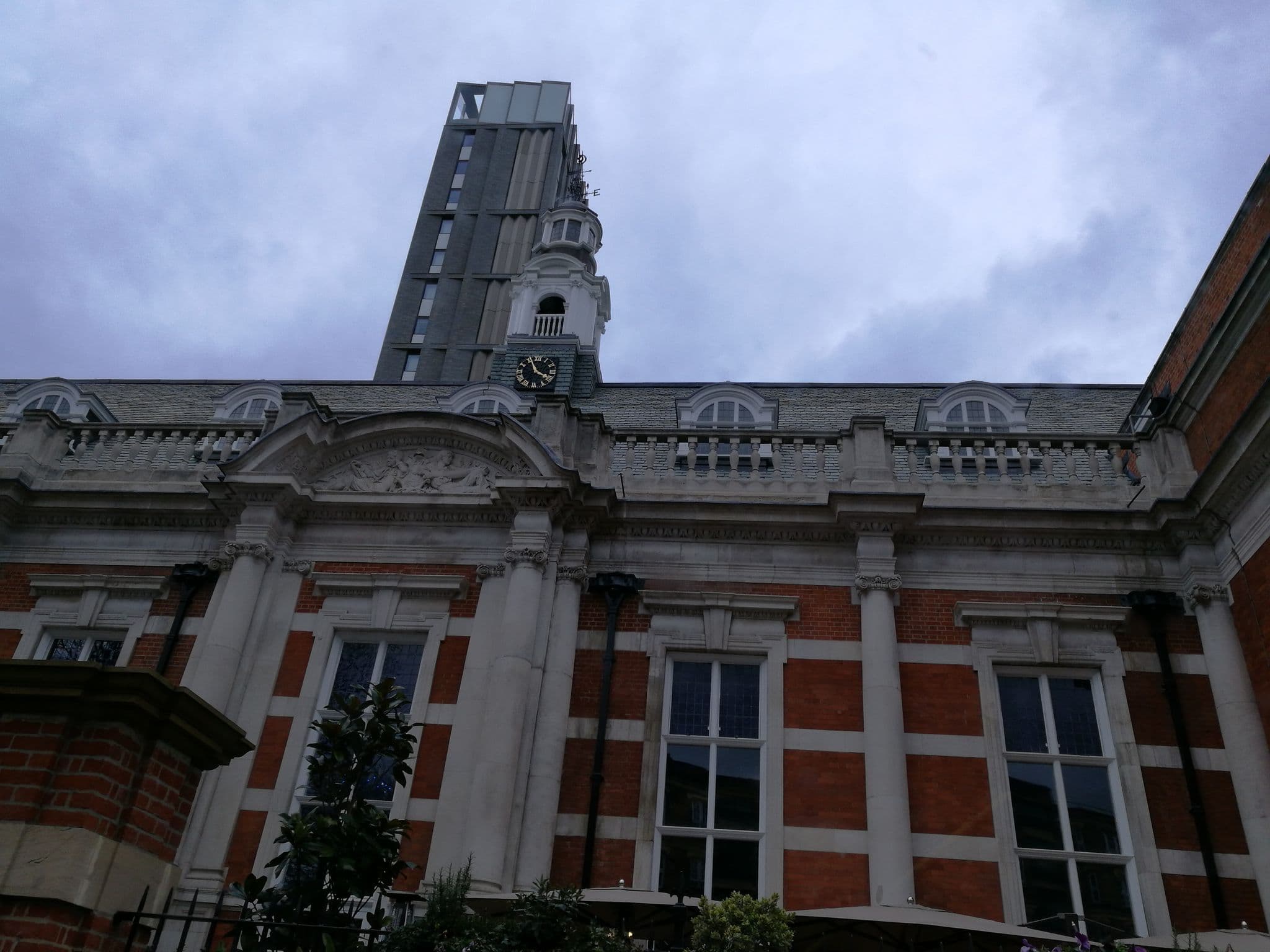 Street view near The Lalit London, City of London — © rsandu (CC BY-SA · Mapillary)