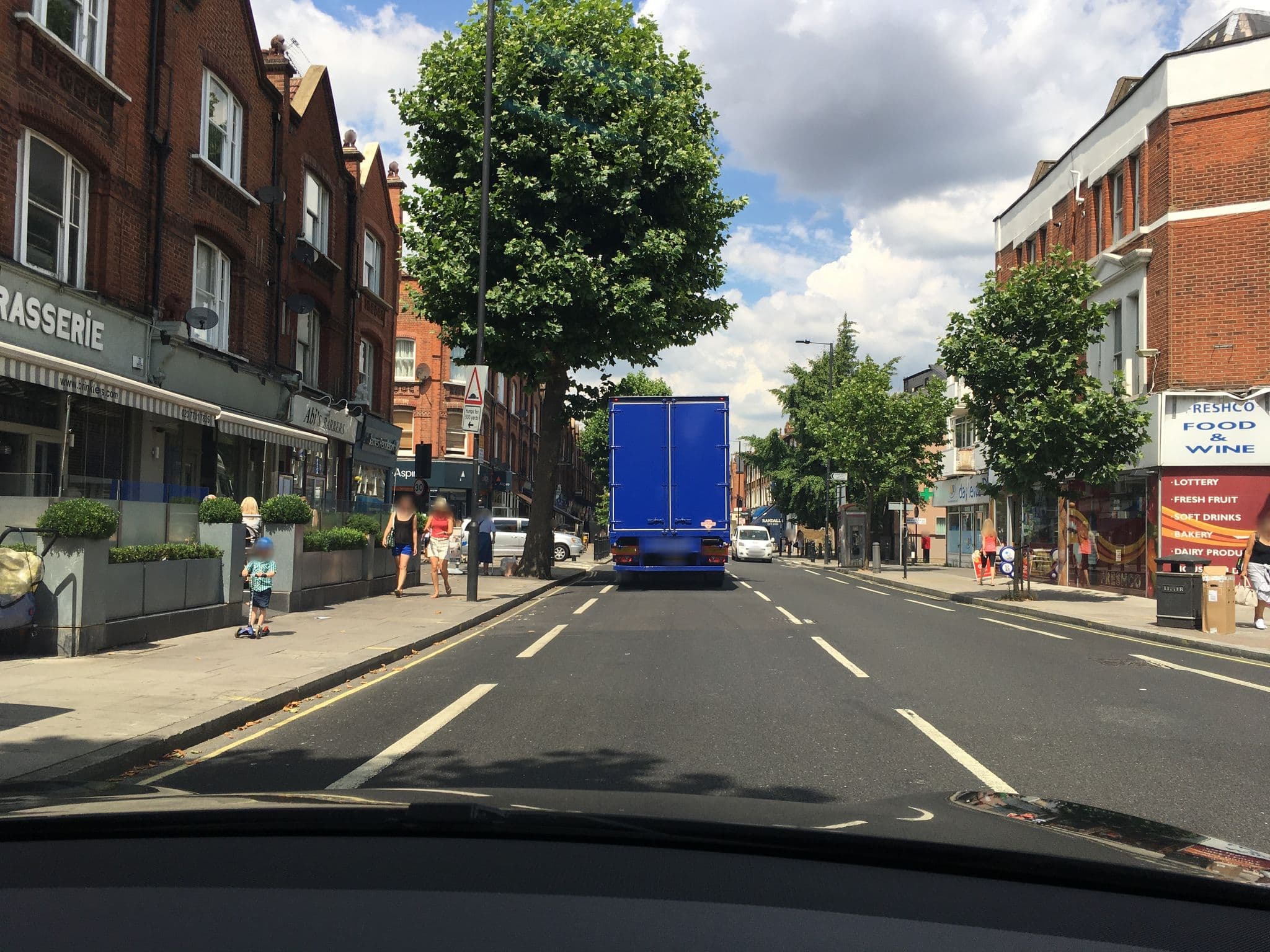 Street view near 6 Riverton Apartments Bed and Breakfast, Fulham — © julianlb (CC BY-SA · Mapillary)