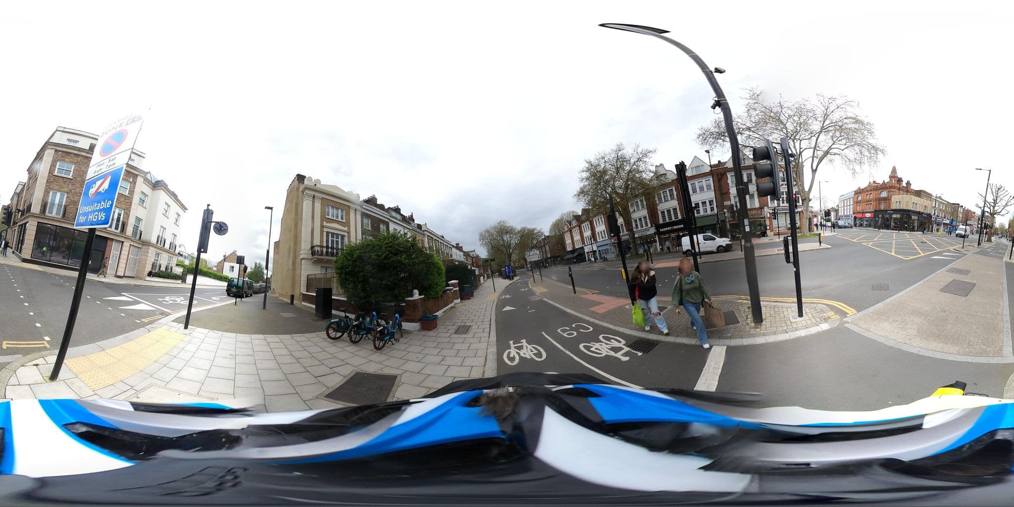 Street view near Chiswick Guest house, Chiswick — © milhouse (CC BY-SA · Mapillary)