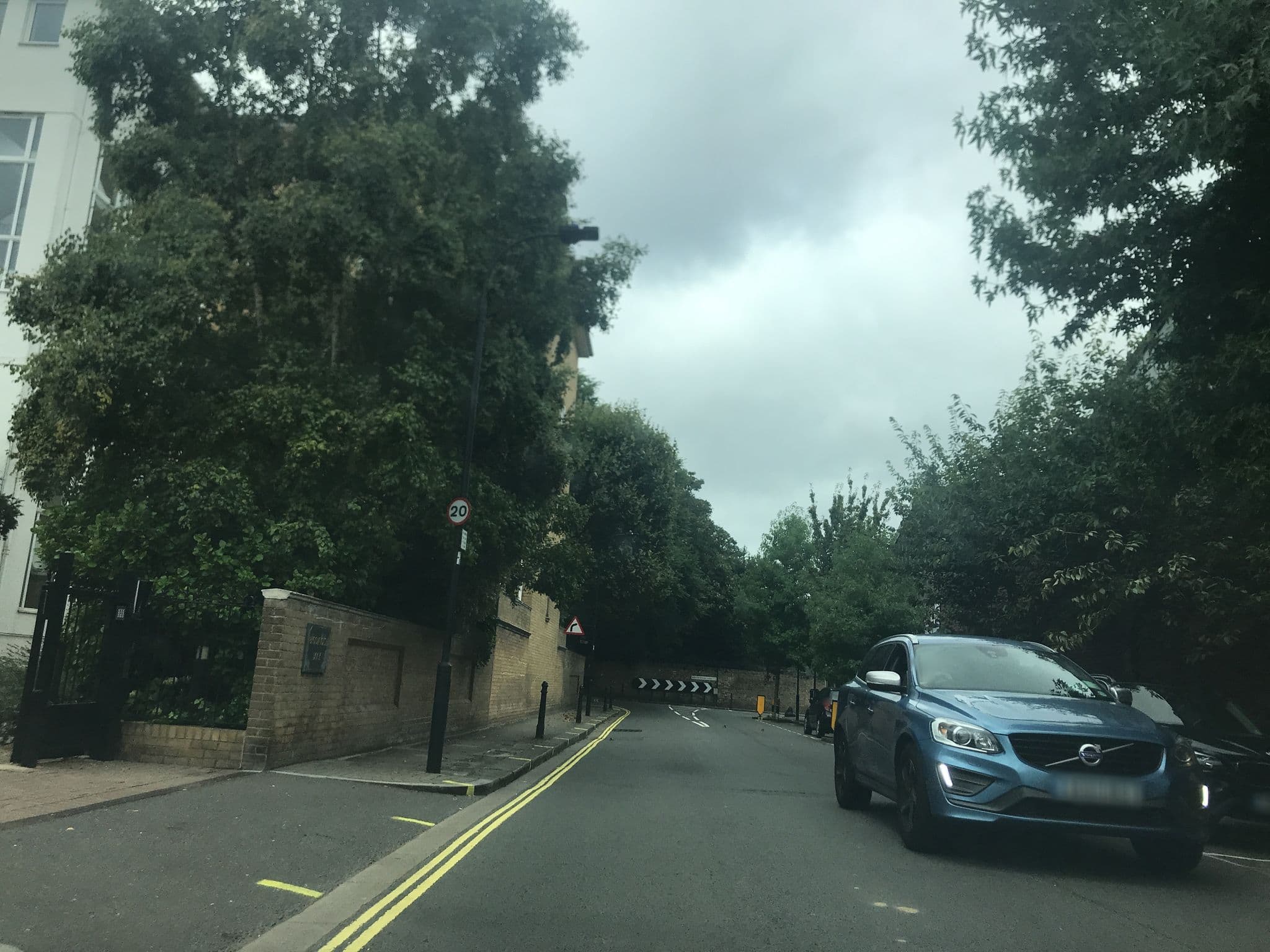 Street view near Apartment Perfect For 4 Guests, Putney — © geoengtechel (CC BY-SA · Mapillary)