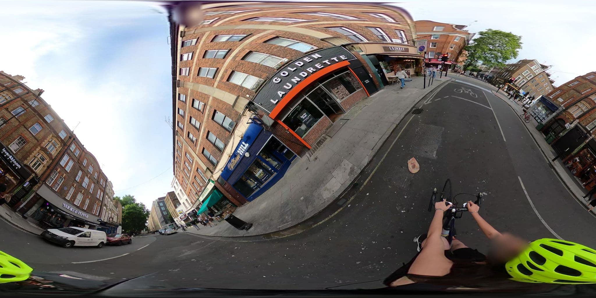 Street view near Leigh House Hotel, King's Cross — © cernbyln (CC BY-SA · Mapillary)