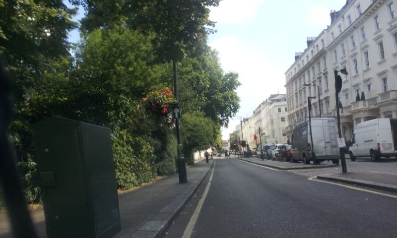 Street view near Jubilee Hotel Victoria, Pimlico — © paulbiv (CC BY-SA · Mapillary)