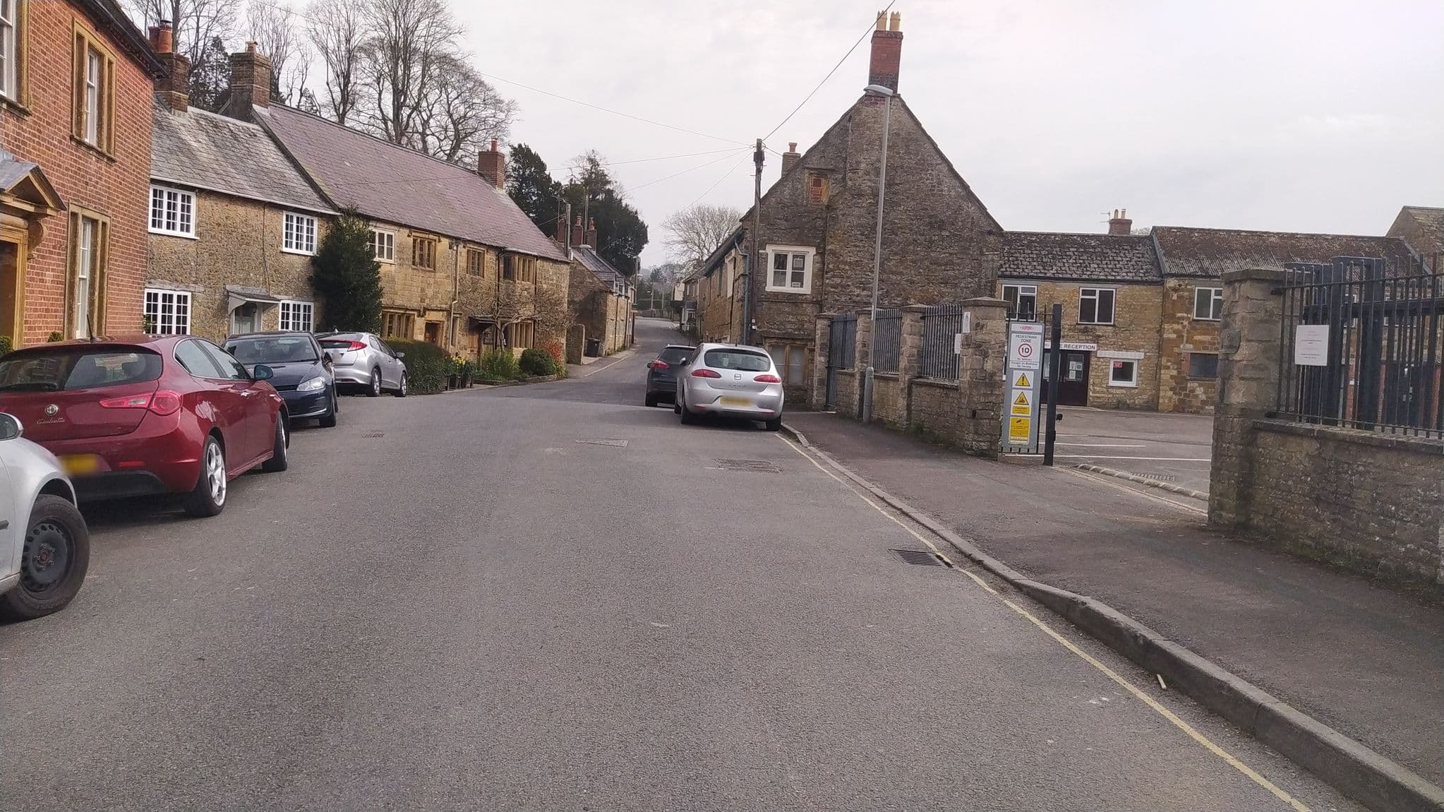 Street view near 3 Bed Cottage in Beaminster, Beaminster — © noid (CC BY-SA · Mapillary)