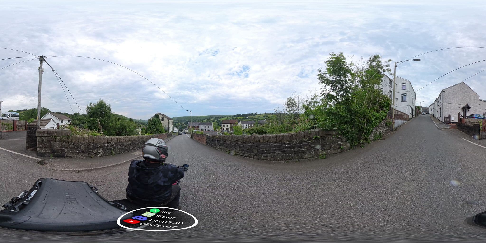 Street view near Station Hotel, Bedlinog — © kits (CC BY-SA · Mapillary)