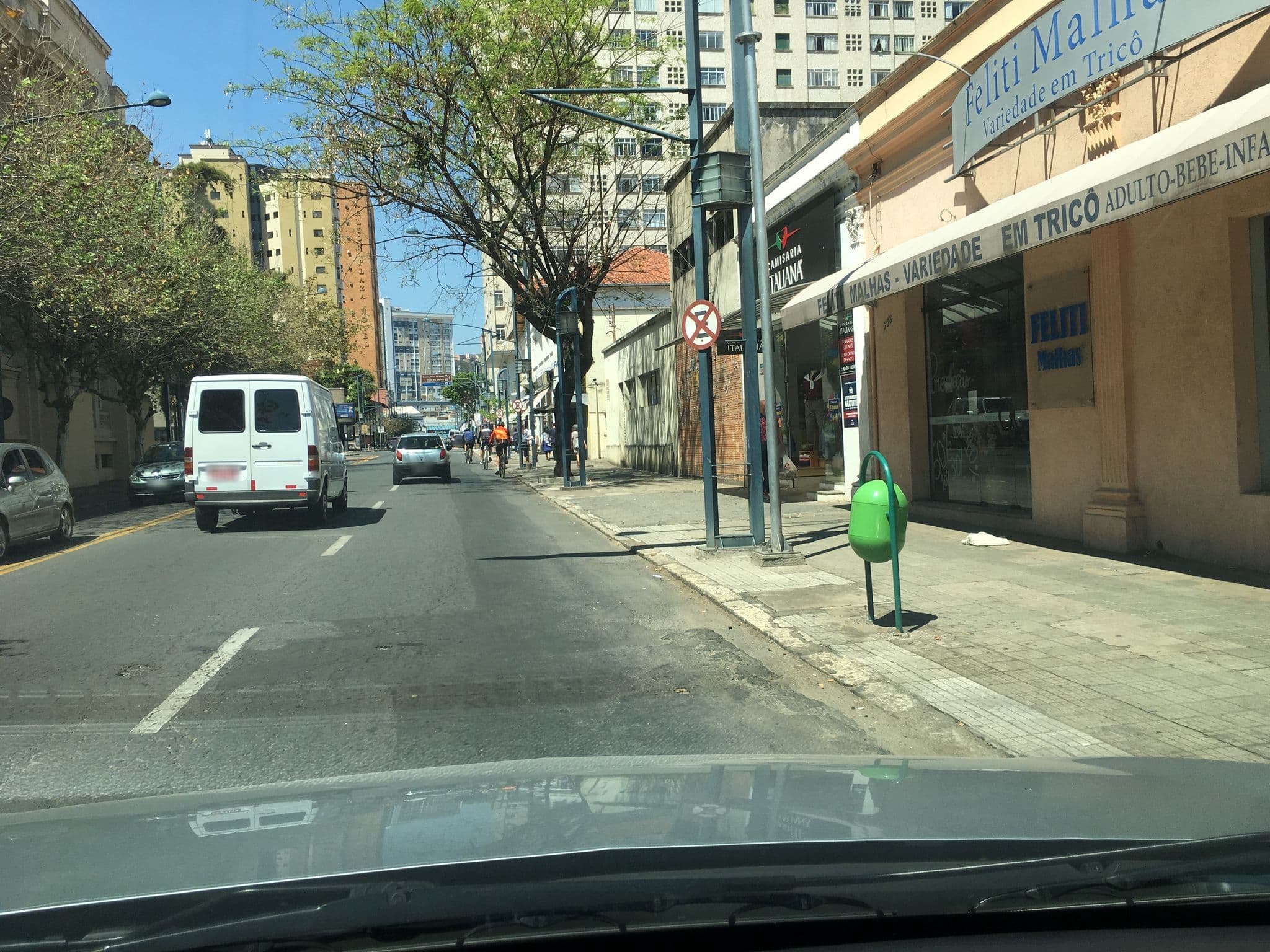 Street view near Thermas da Mantiqueira Hotel, Poços de Caldas — © ericdanieldavid (CC BY-SA · Mapillary)
