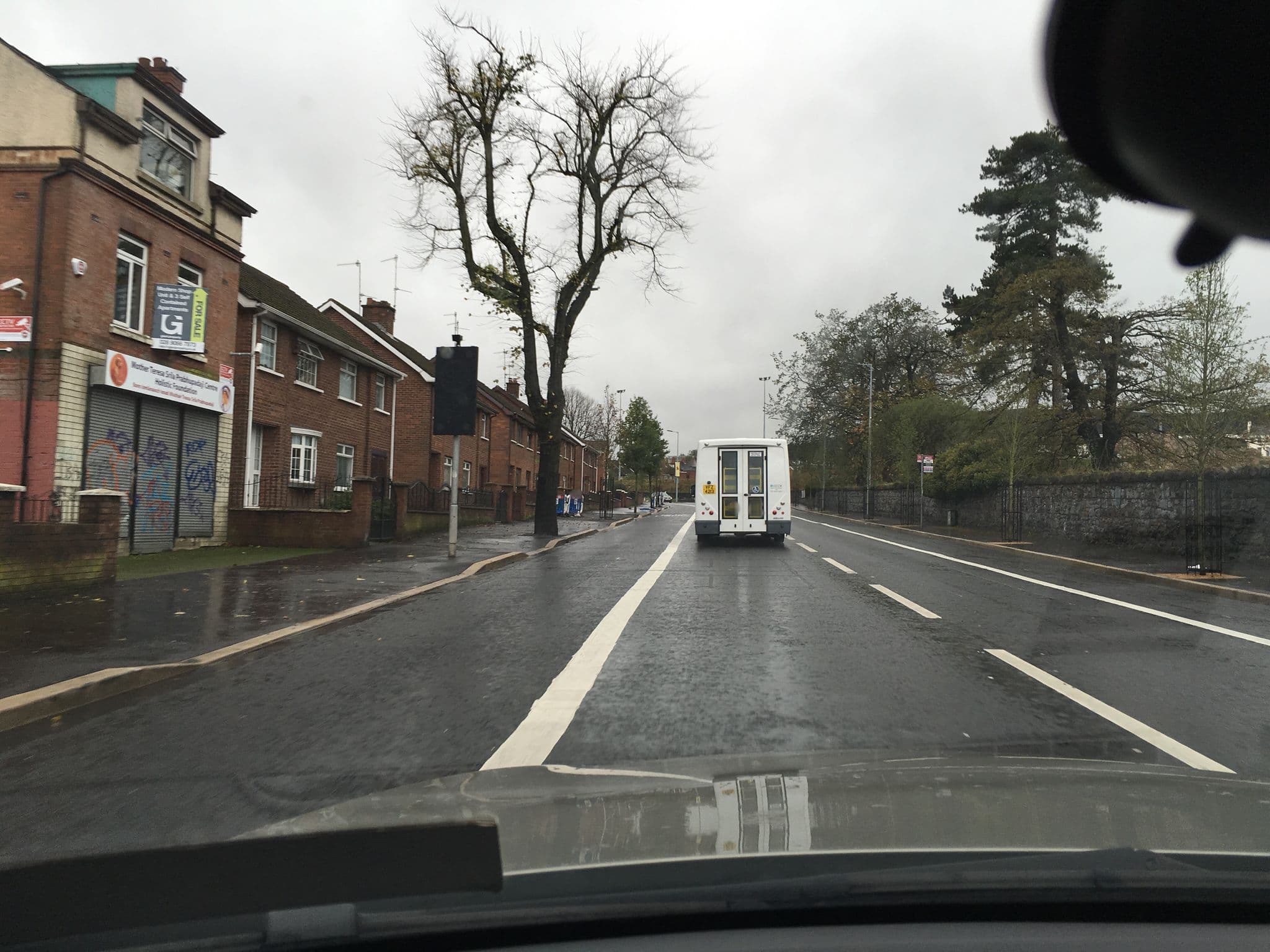 Street view near Ennistymon, Belfast