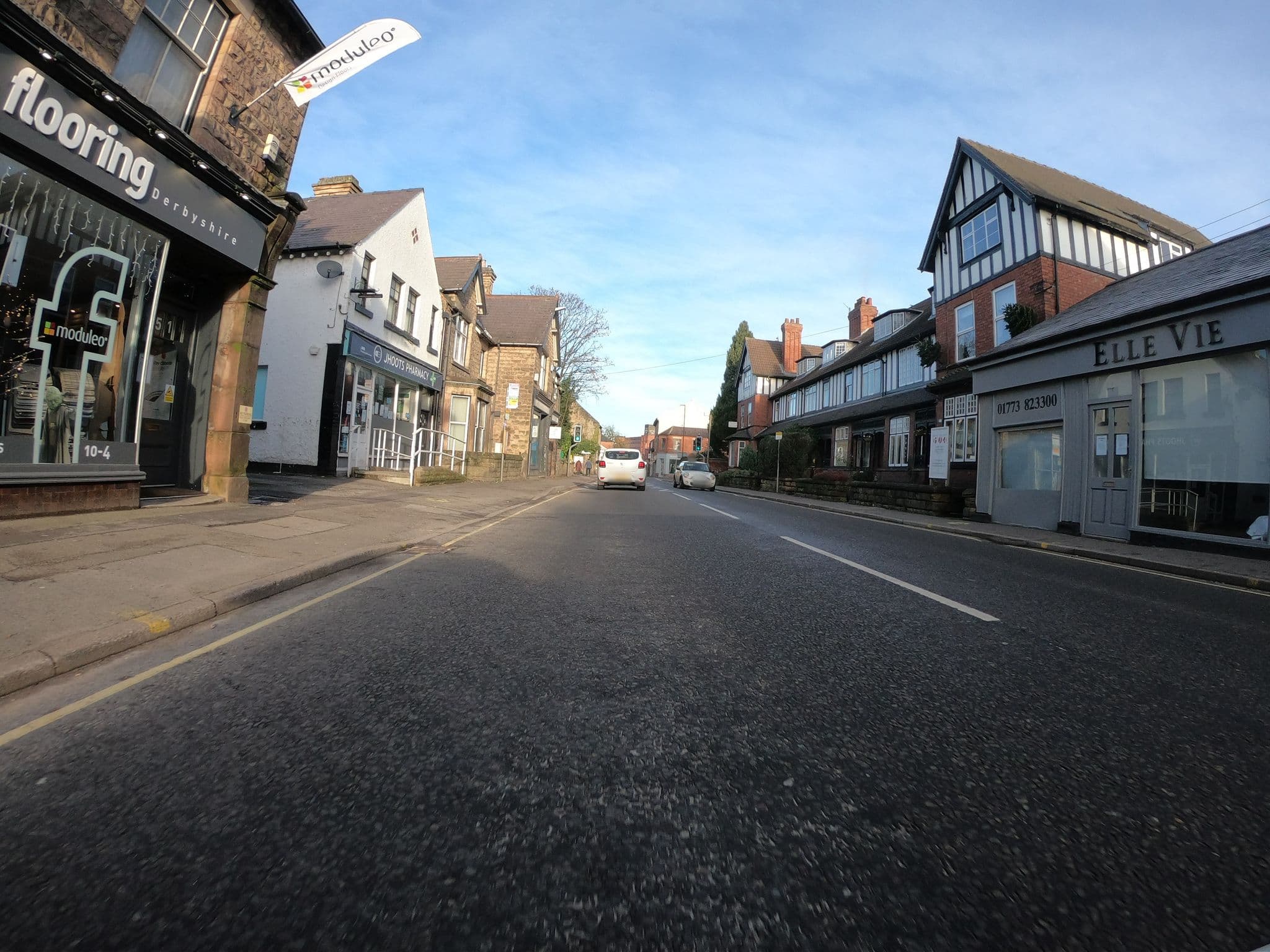 Street view near The Lion Hotel, Belper — © ntzm (CC BY-SA · Mapillary)