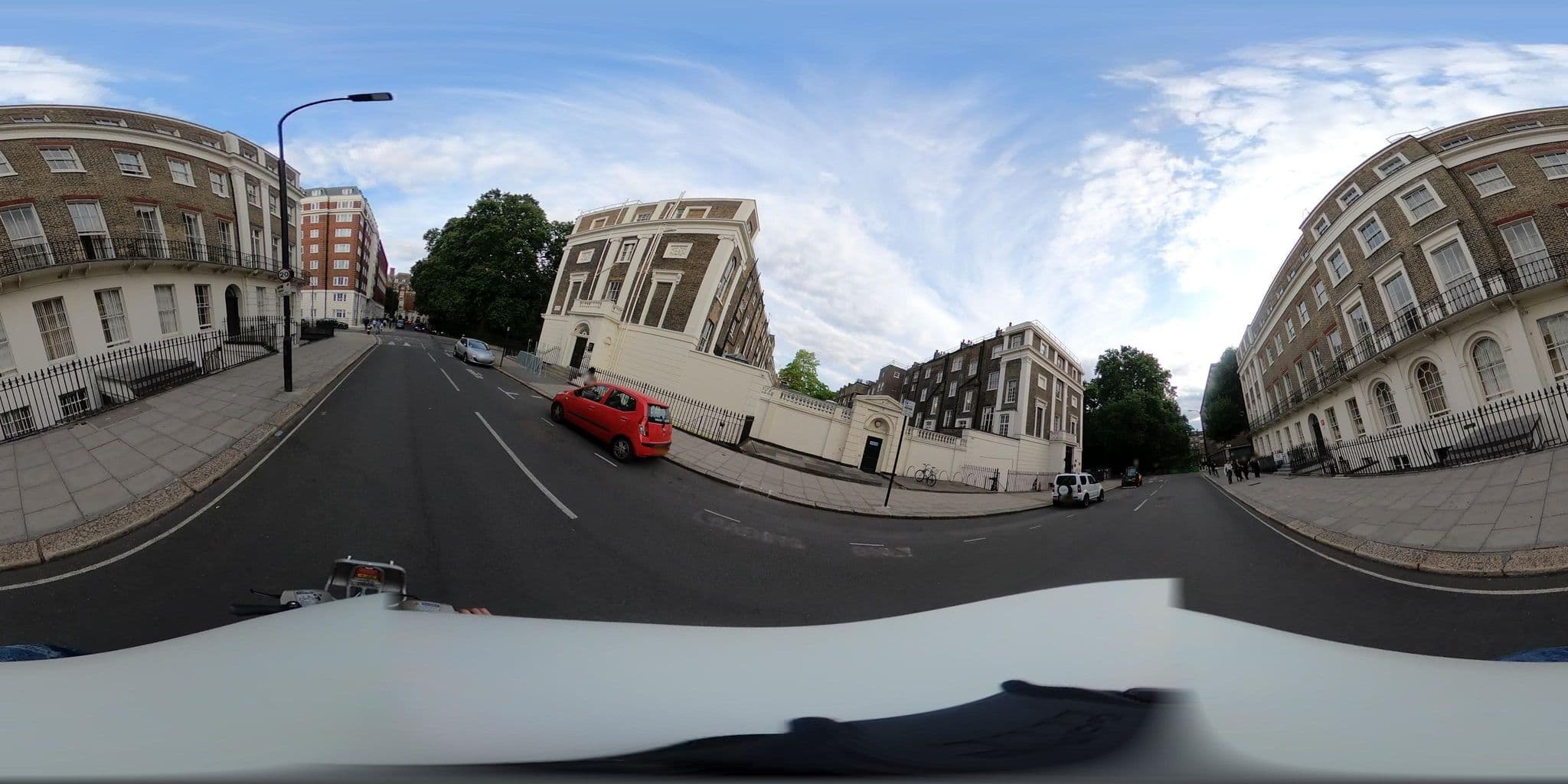 Street view near LSE Passfield Hall, King's Cross — © NatchaponJ (CC BY-SA · Mapillary)