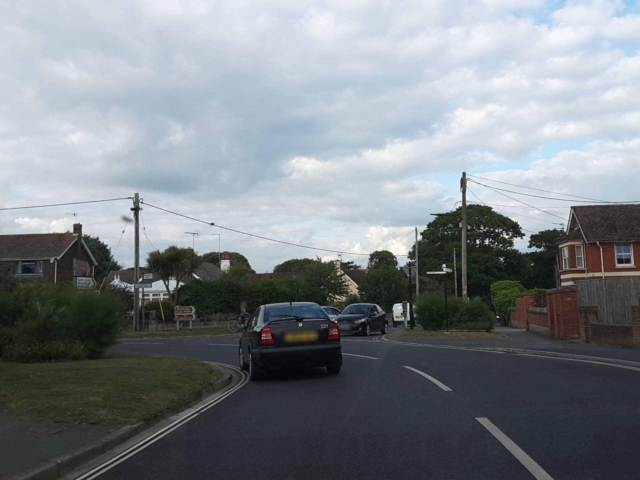 Street view near The Birdham Hotel & Restaurant, Bembridge — © davidgr (CC BY-SA · Mapillary)