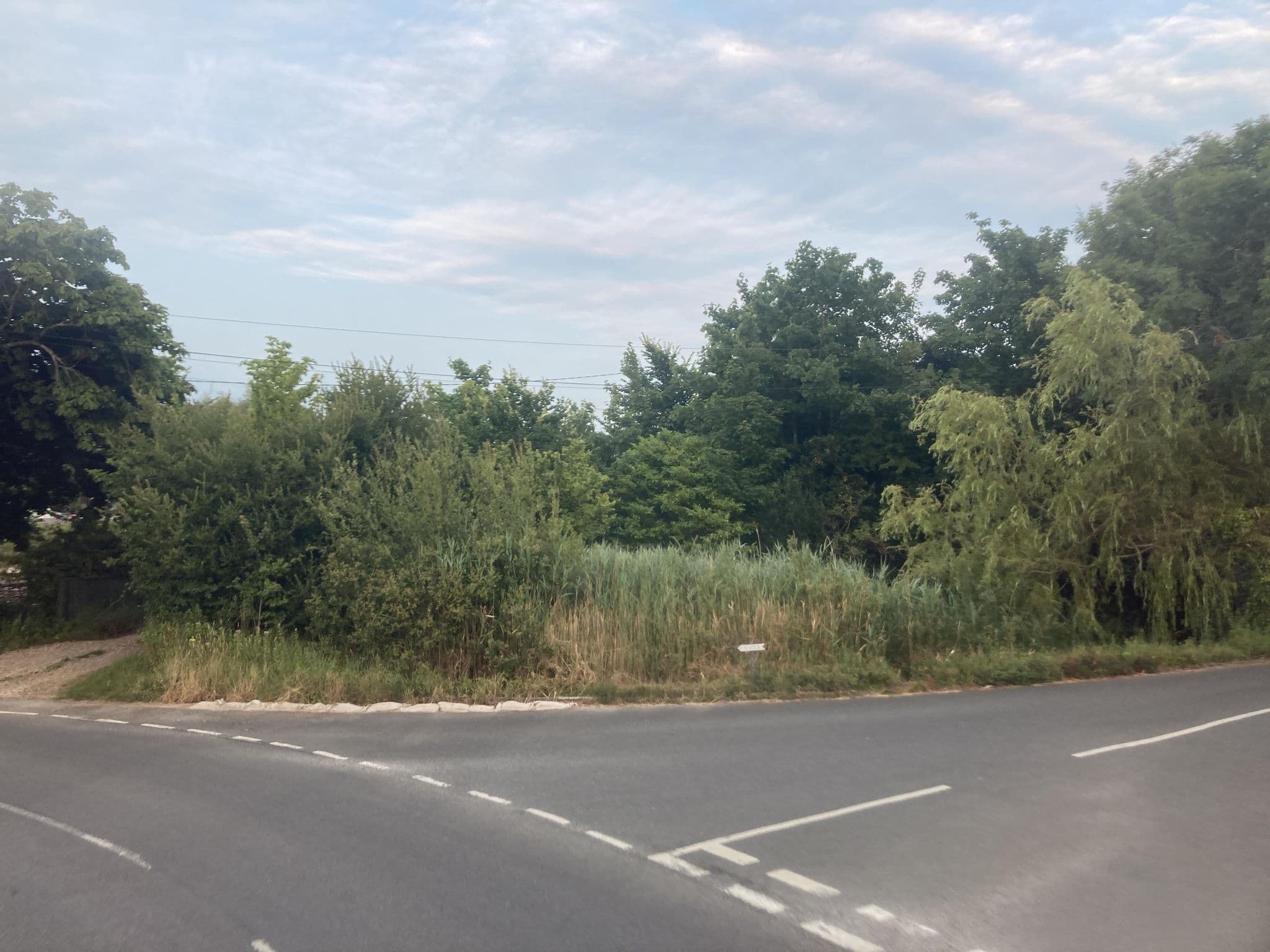 Street view near Hillway Corner House, Bembridge — © cjmalone (CC BY-SA · Mapillary)