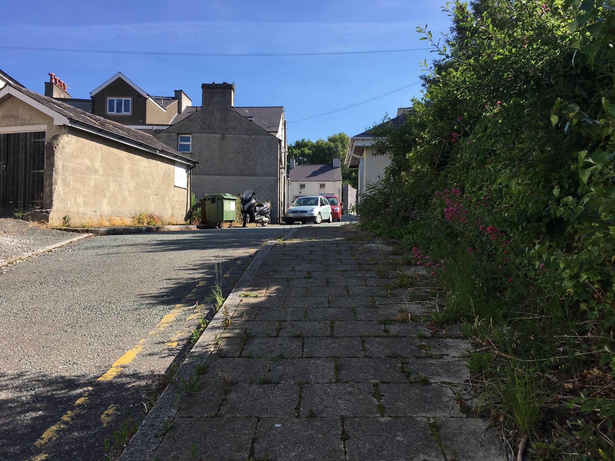 Street view near Glanafon Cottage, Bethesda — © gness (CC BY-SA · Mapillary)
