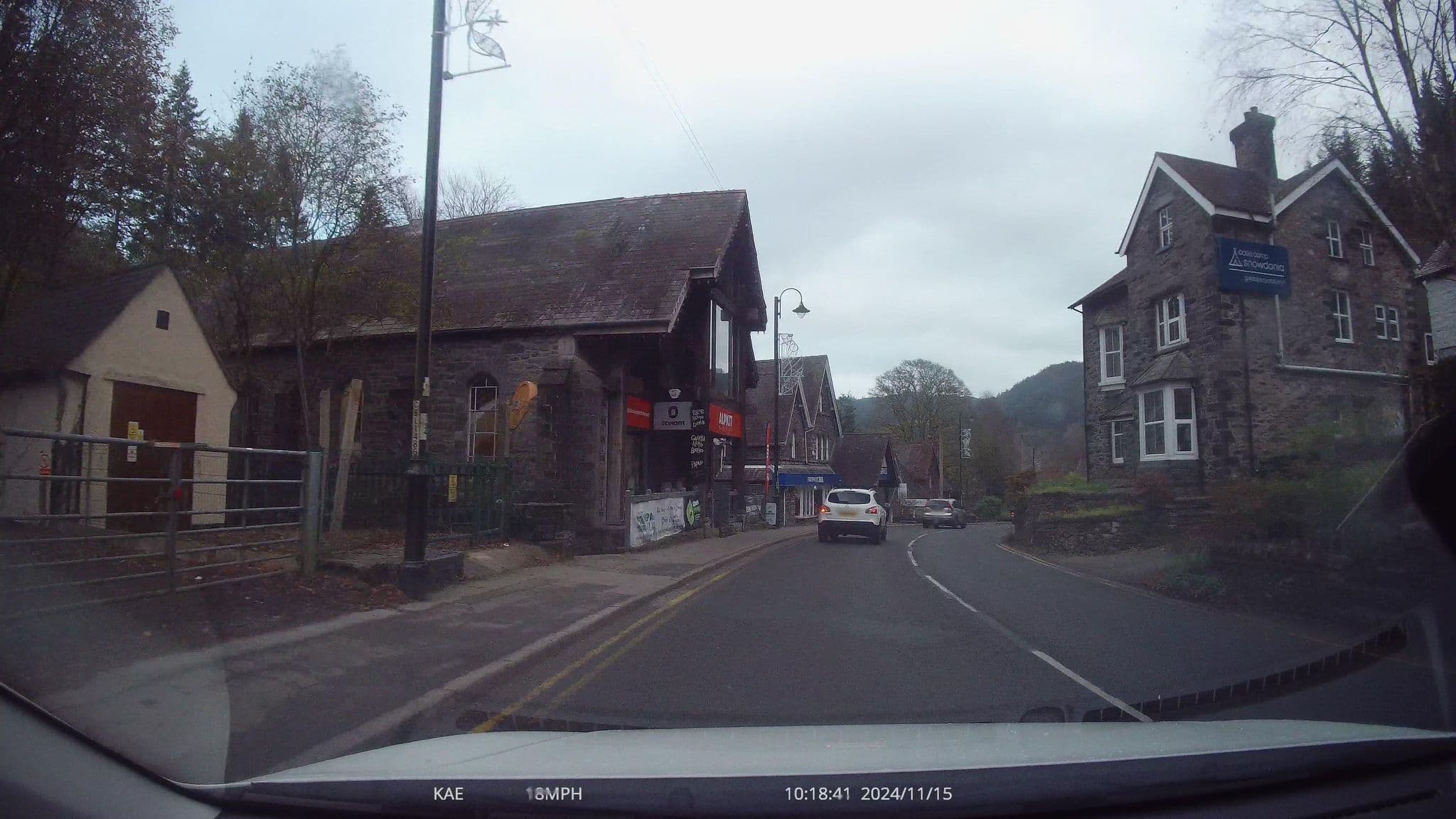 Street view near Base Camp Snowdonia | Gwersyll Cyntaf Eryri, Betws-y-Coed — © lamaar639 (CC BY-SA · Mapillary)