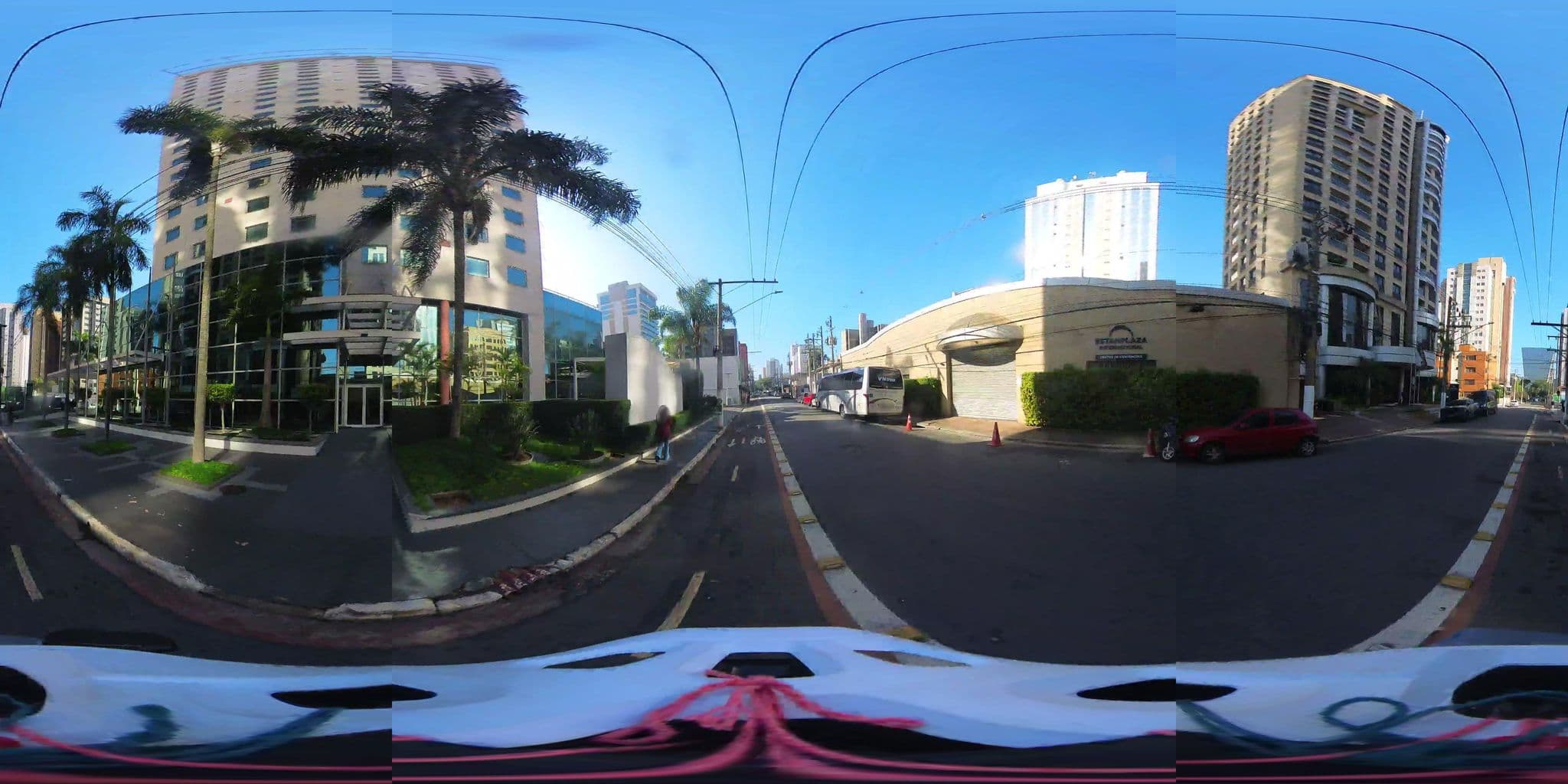 Street view near São Paulo Nações Unidas Affiliated by Meliá, Santo Amaro — © gabinete_falzoni (CC BY-SA · Mapillary)