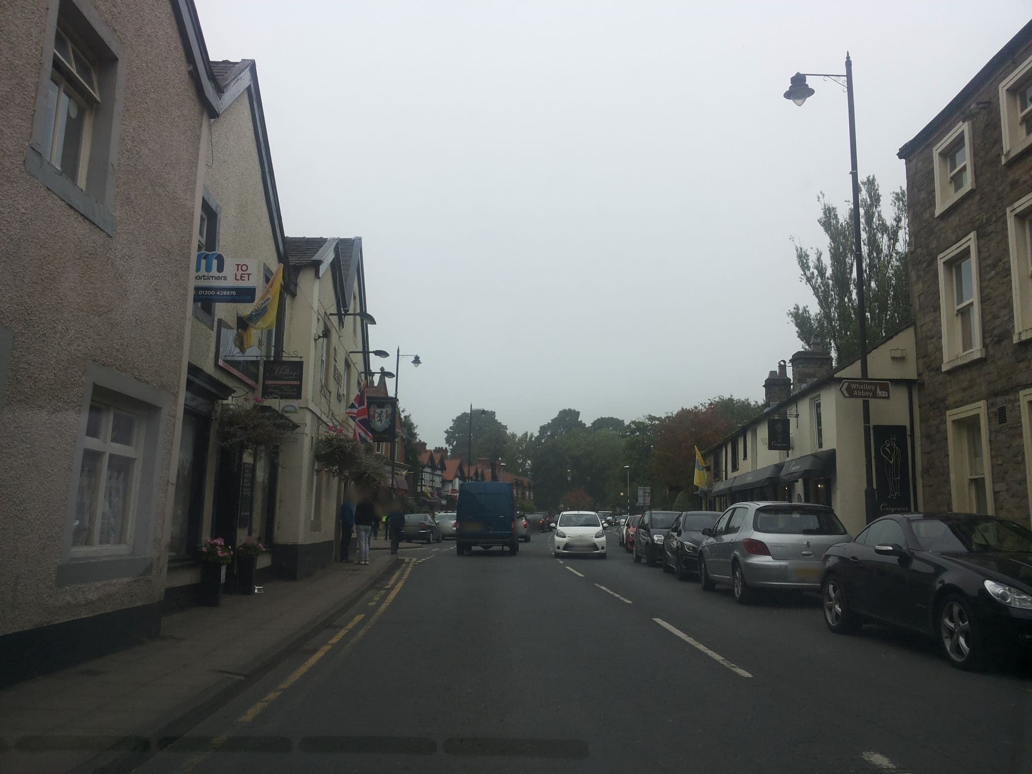 Street view near Swan Hotel Whalley, Whalley — © endszbrxns (CC BY-SA · Mapillary)