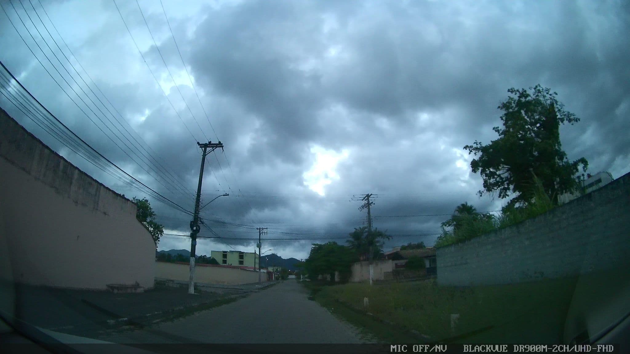 Street view near Colônia de Férias do Sindicato Textil de Itatiba e Morungaba, Caraguatatuba — © marciosampaio (CC BY-SA · Mapillary)