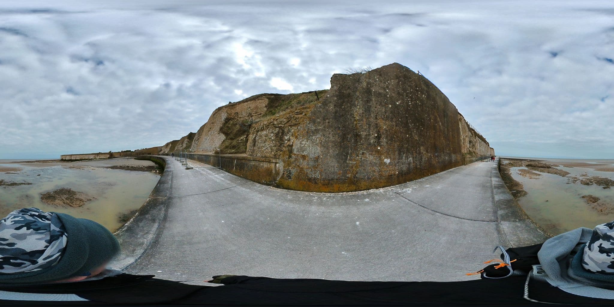 Street view near Spring Tide Glamping, Birchington-on-Sea — © jkingsleya (CC BY-SA · Mapillary)