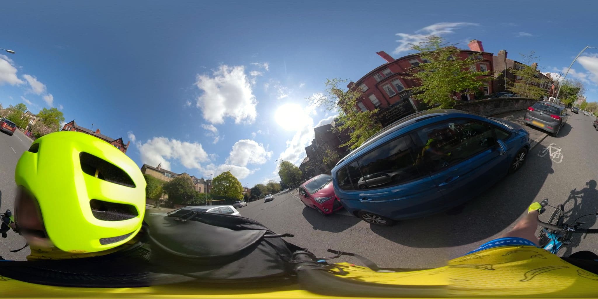 Street view near The Mountford Hotel, Dingle — © markagreen14 (CC BY-SA · Mapillary)