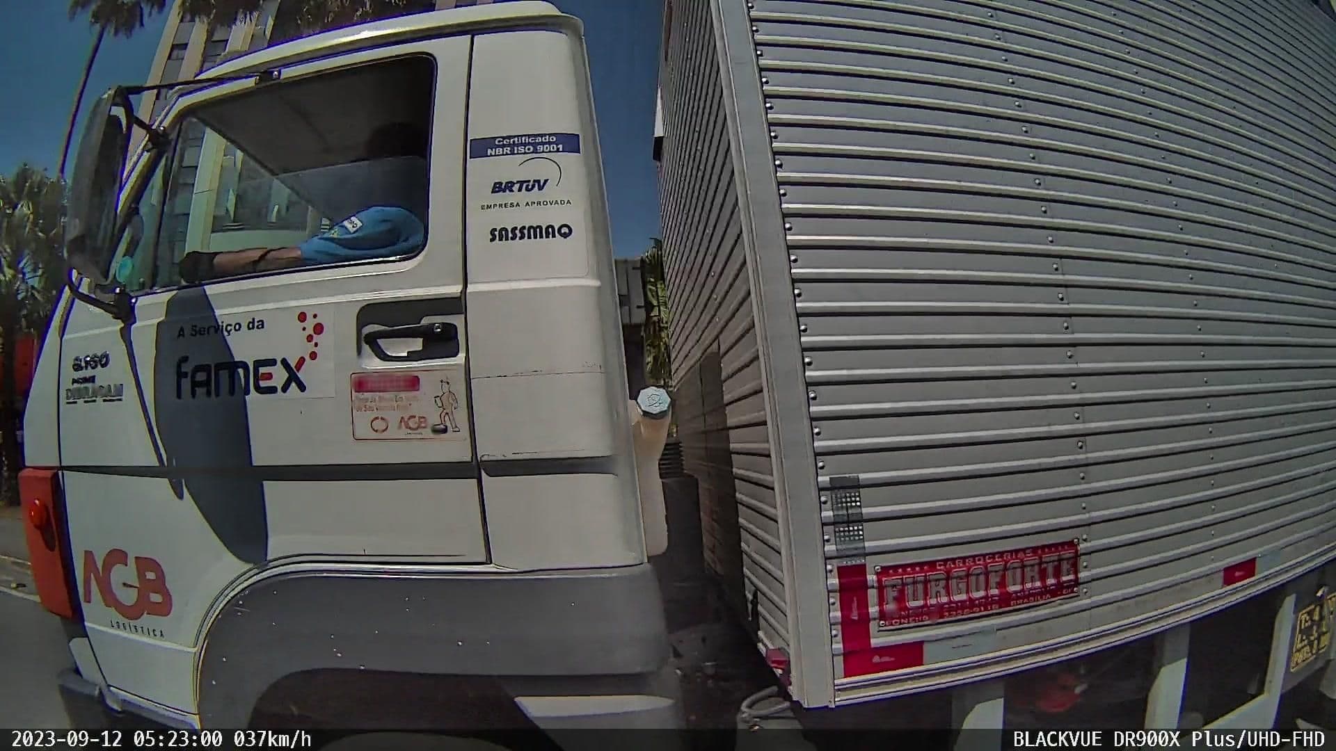 Street view near eSuites Sorocaba by Atlantica, Votorantim — © Kaart_Local (CC BY-SA · Mapillary)