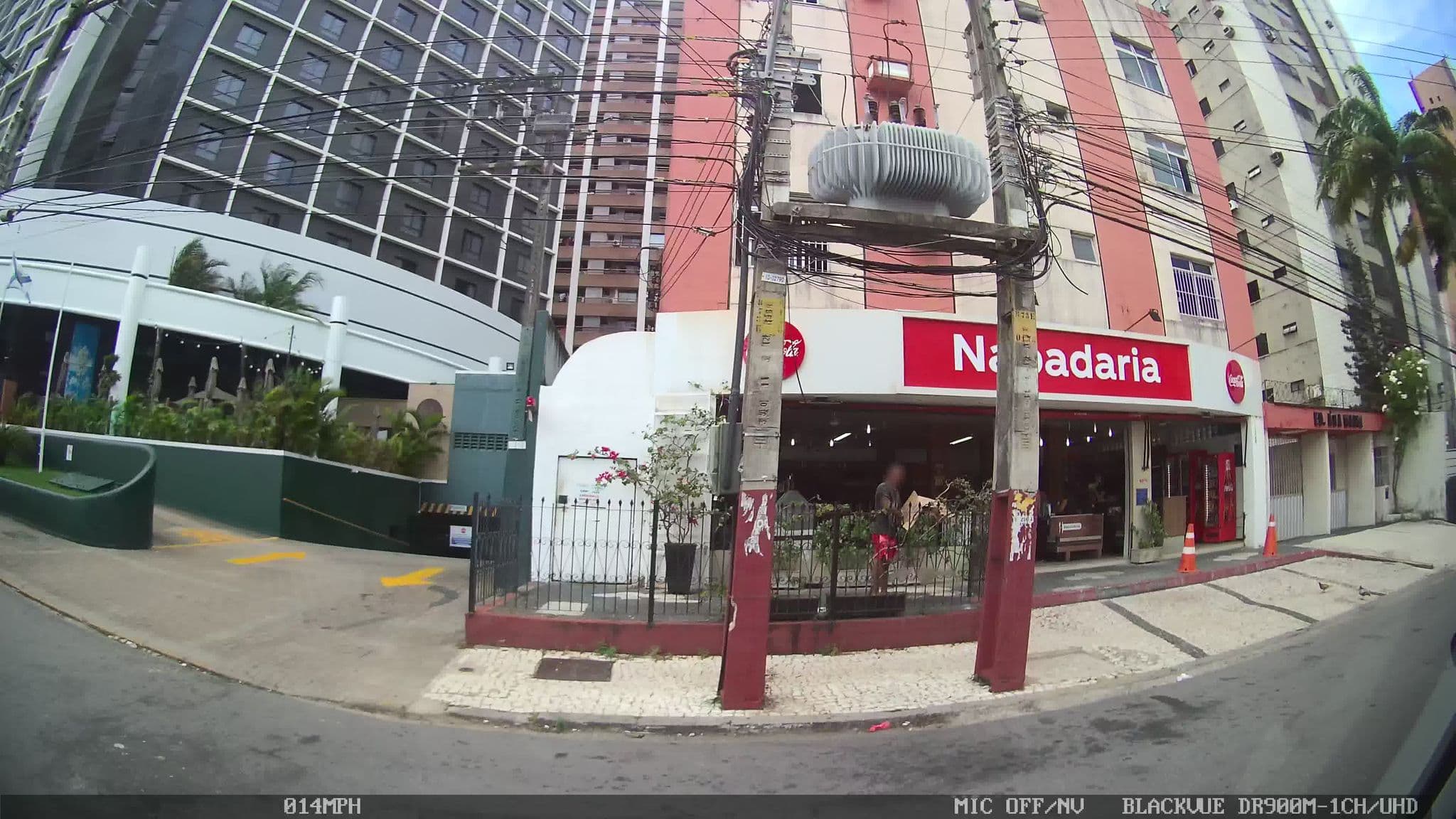 Street view near Comfort Hotel, Fortaleza — © kaart_1 (CC BY-SA · Mapillary)