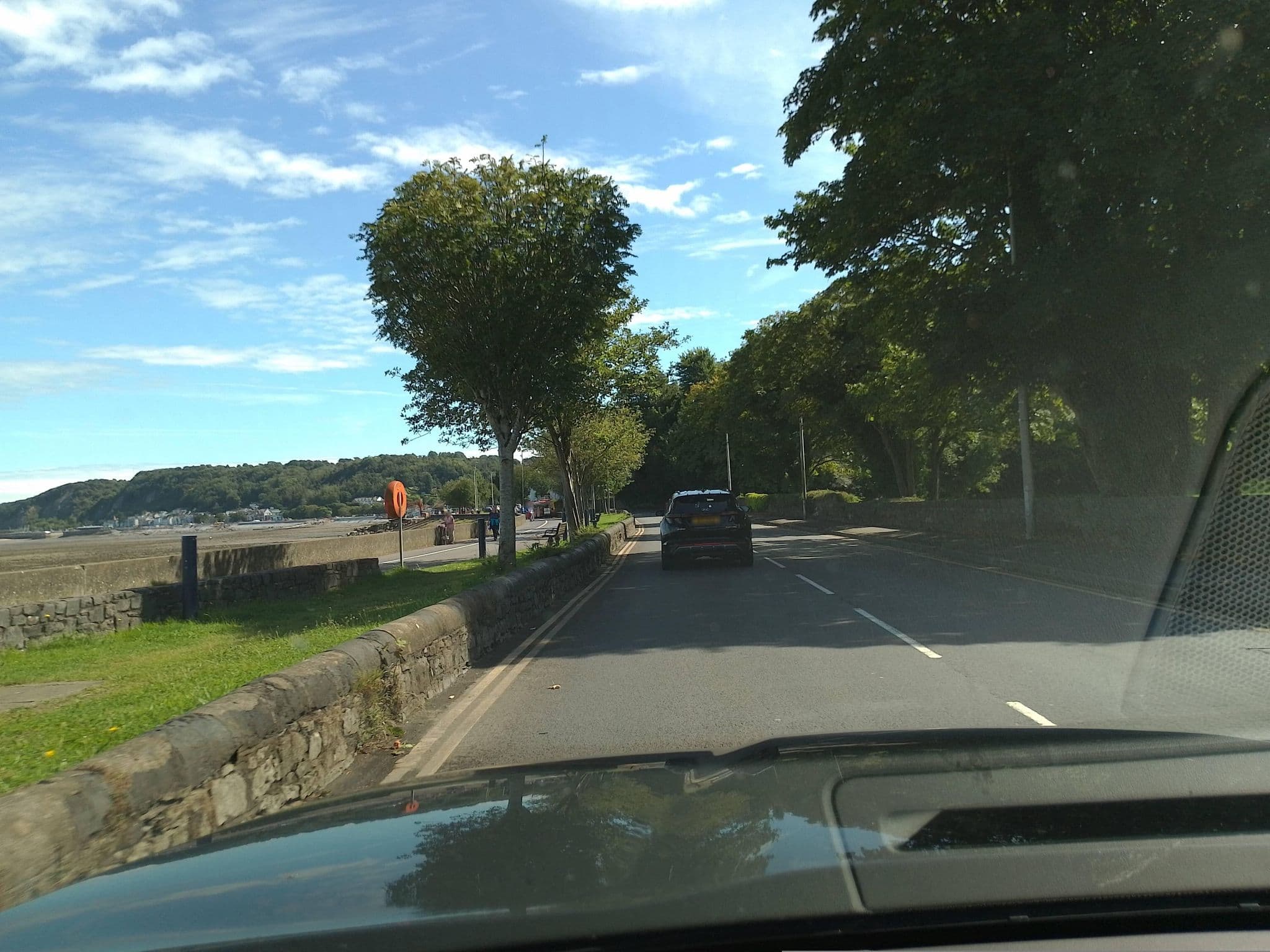 Street view near Tides Reach Guest House, Bishopston — © laye (CC BY-SA · Mapillary)