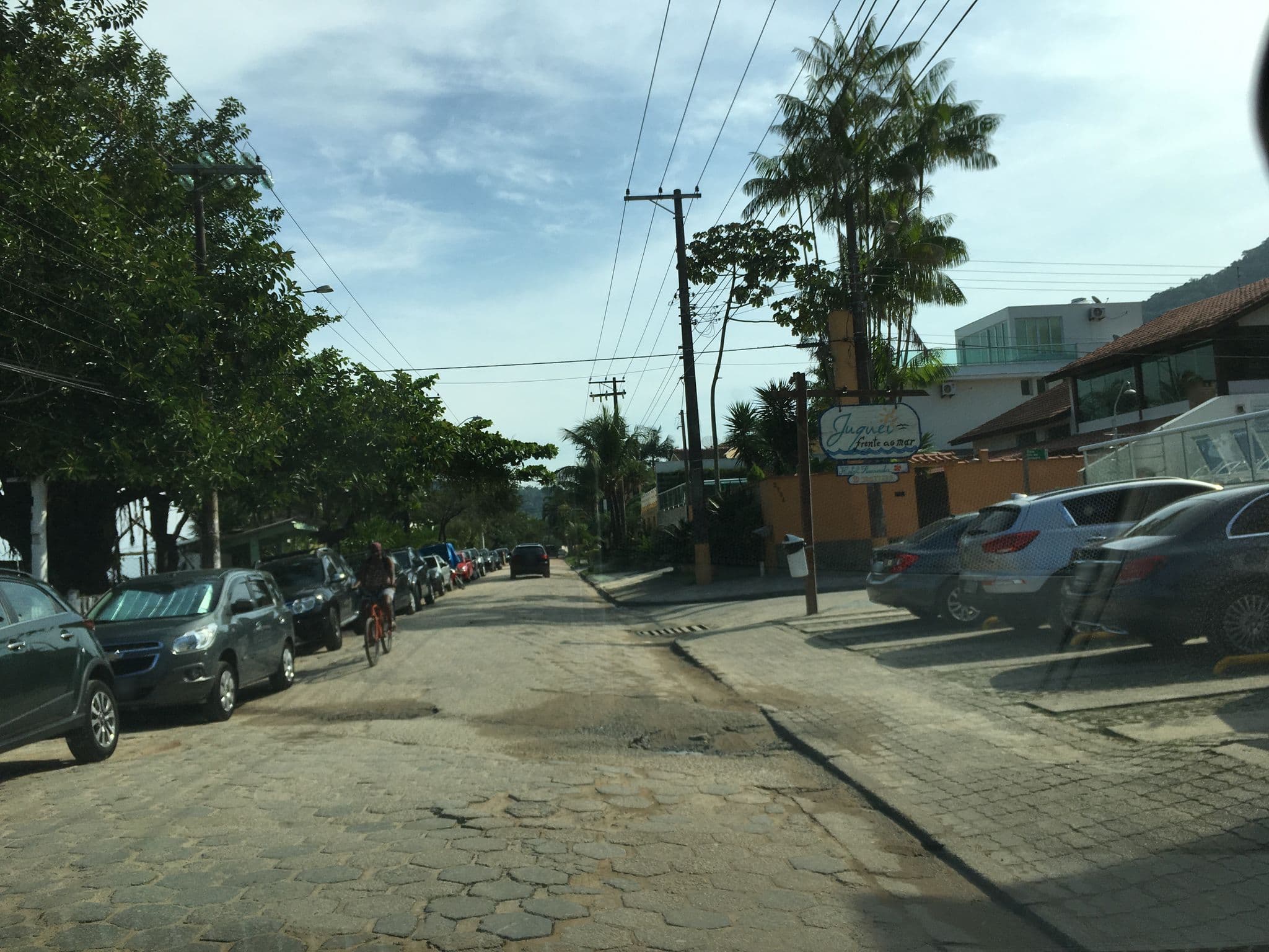 Street view near Juquei Frente ao Mar Hotel Pousada, Salesópolis — © jglacerda (CC BY-SA · Mapillary)