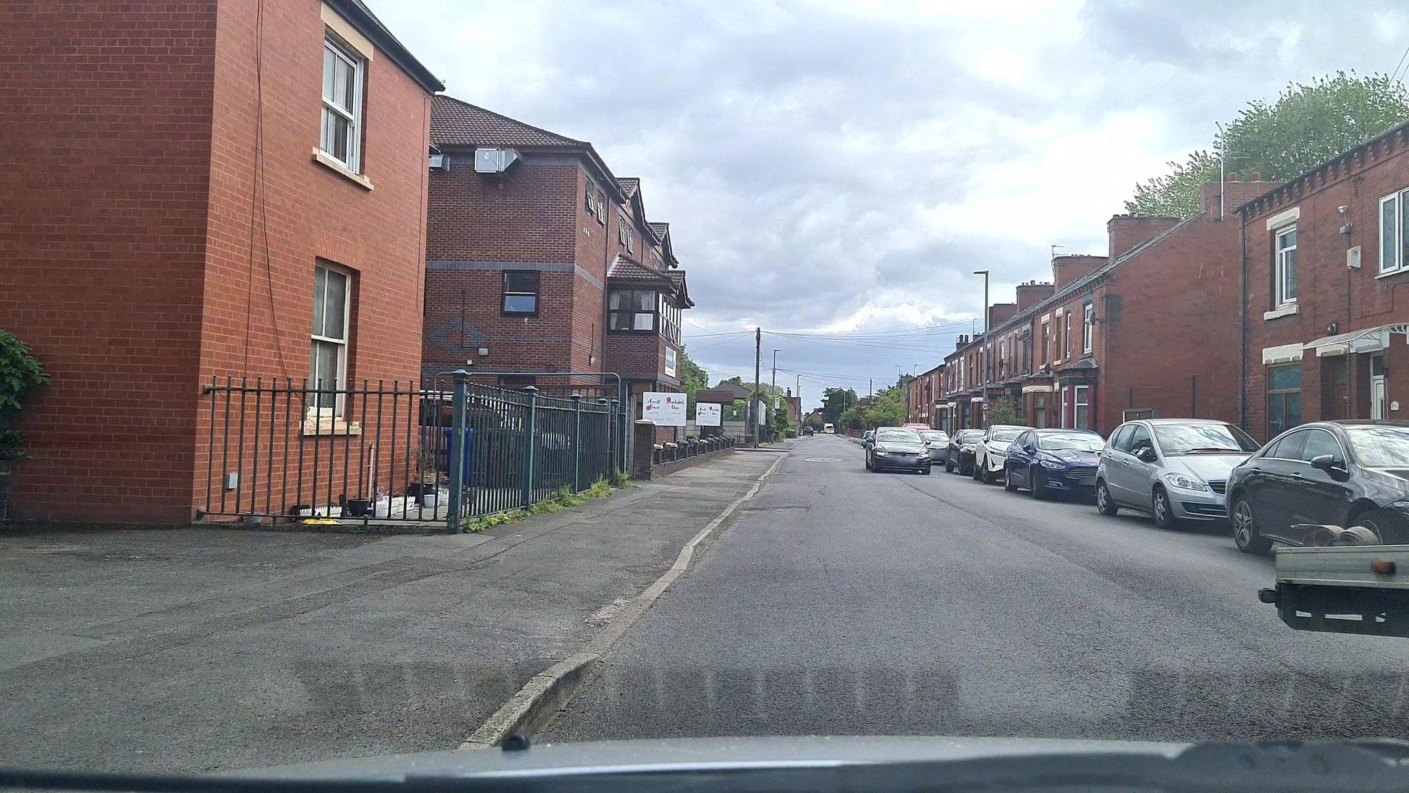 Street view near 2 Bed House with Driveway & Workspace, Failsworth — © mappo2 (CC BY-SA · Mapillary)