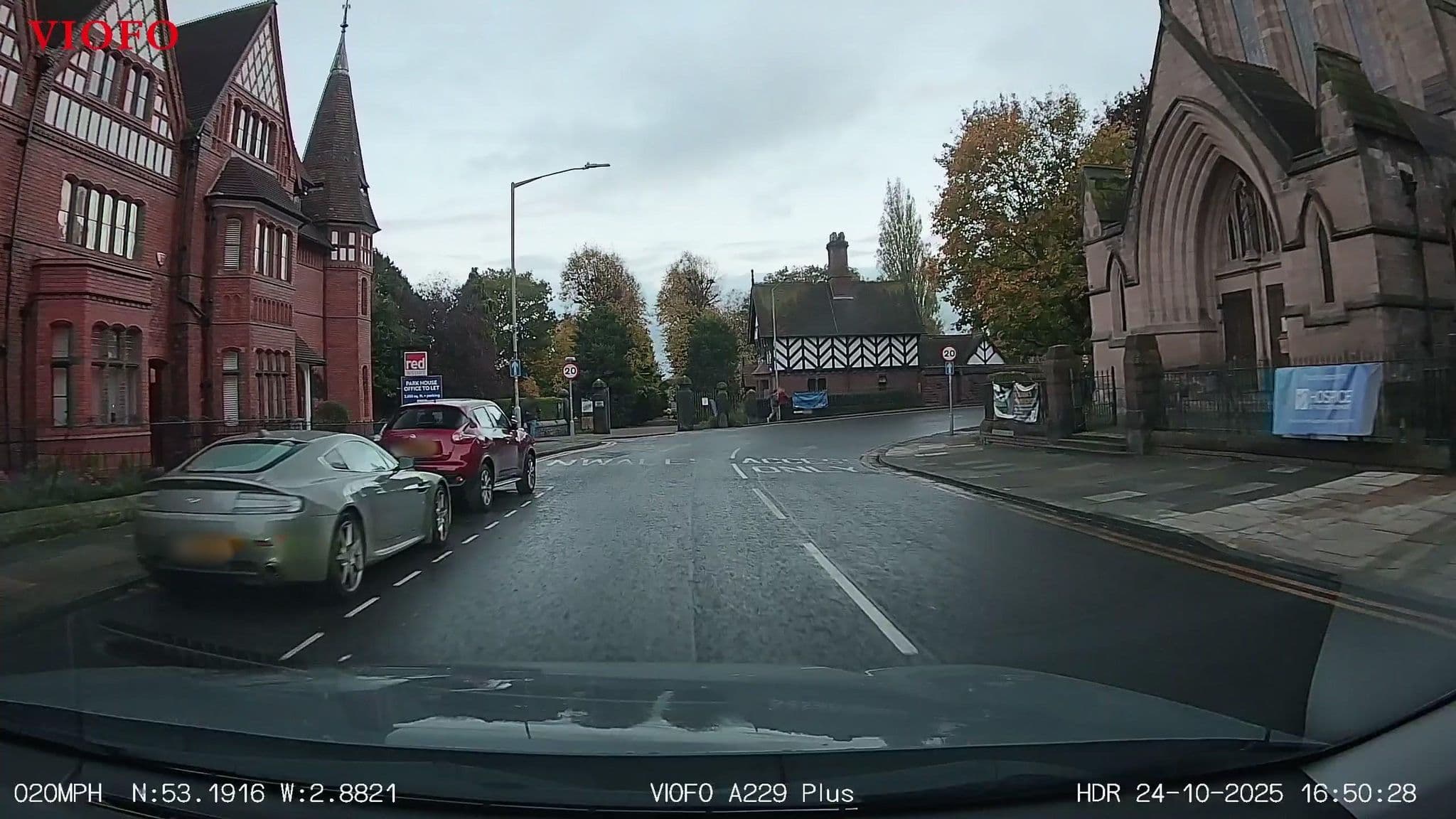 Street view near Hotel Indigo Chester by IHG, Chester — © RyanBush (CC BY-SA · Mapillary)