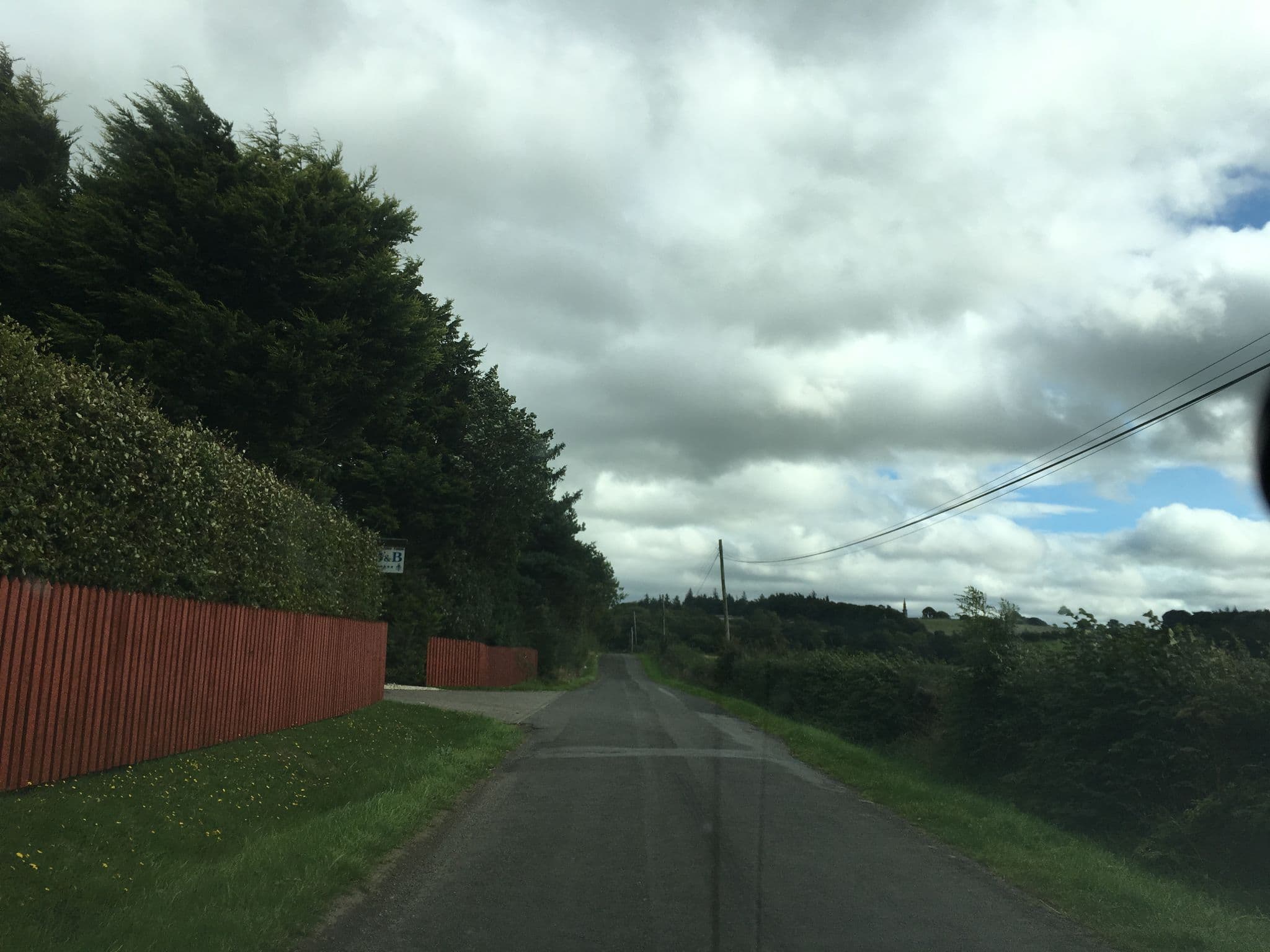 Street view near Bo’mains Farm B&B, Bo’ness — © ccbb7766 (CC BY-SA · Mapillary)