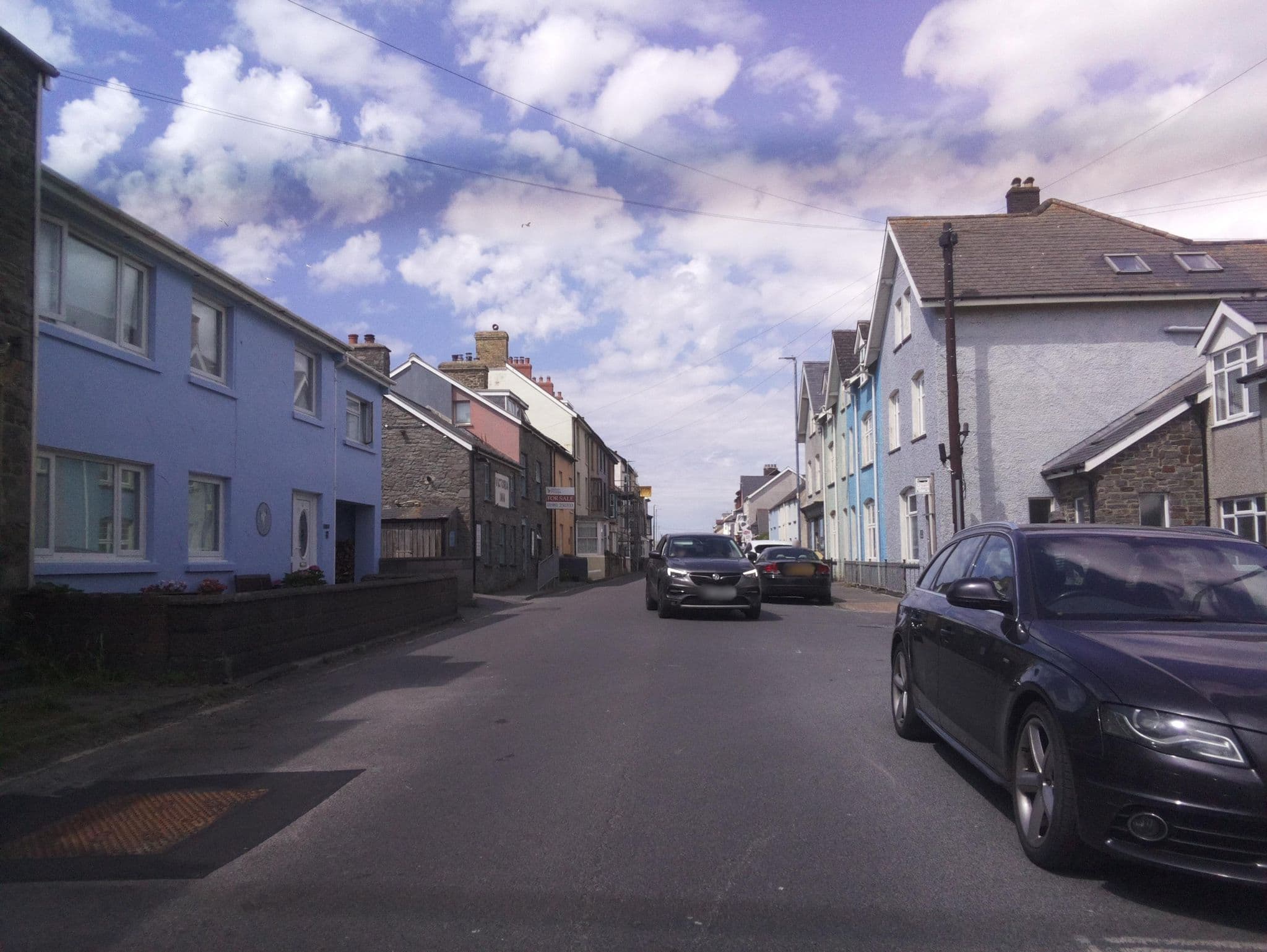 Street view near Victoria Inn, Borth — © southglos (CC BY-SA · Mapillary)