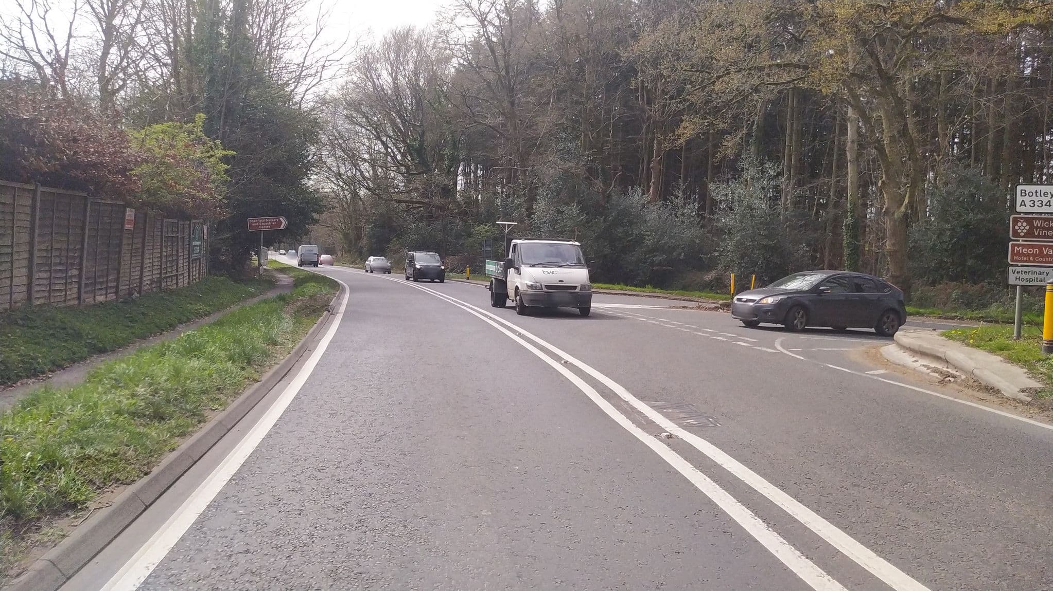 Street view near Royal Swan, Ashley Manor - Bed and Breakfast, Wickham — © noid (CC BY-SA · Mapillary)